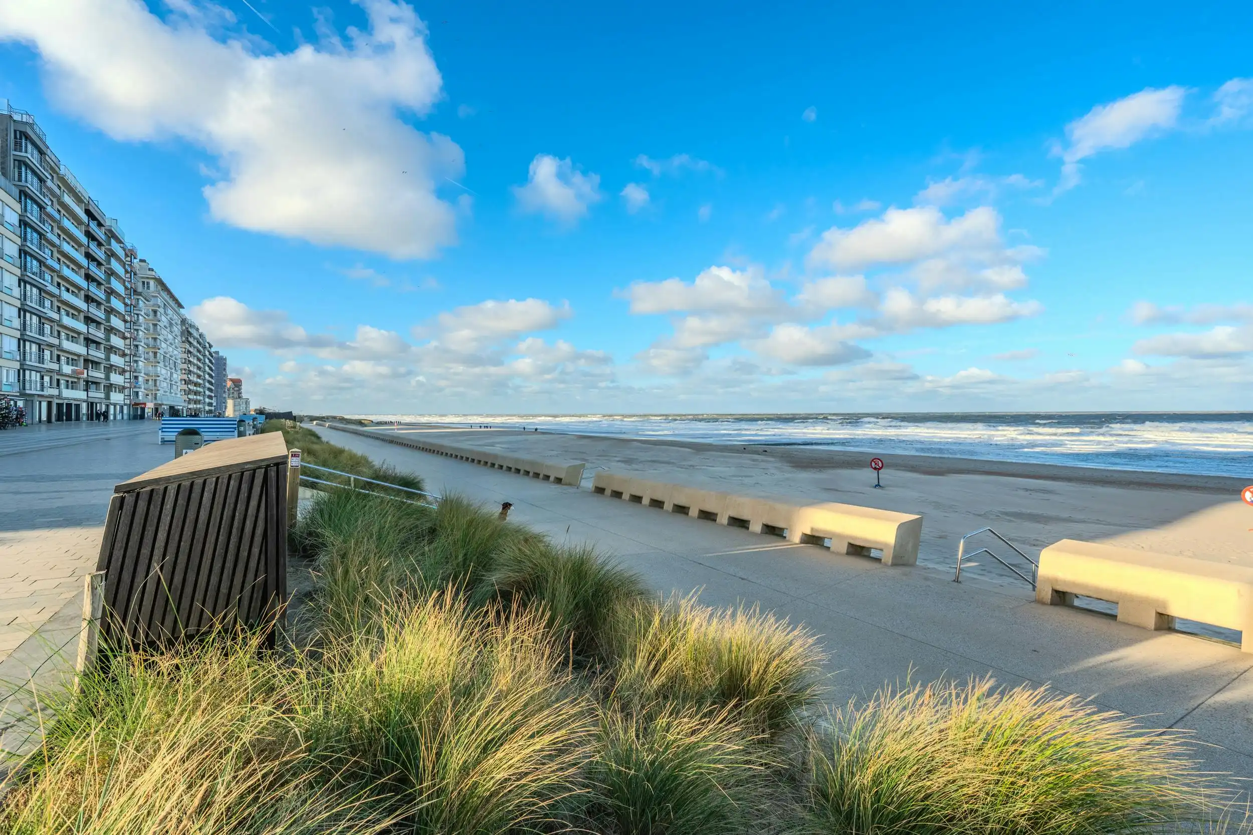 Modern duplex appartement vlak achter de vernieuwde Zeedijk! foto 11