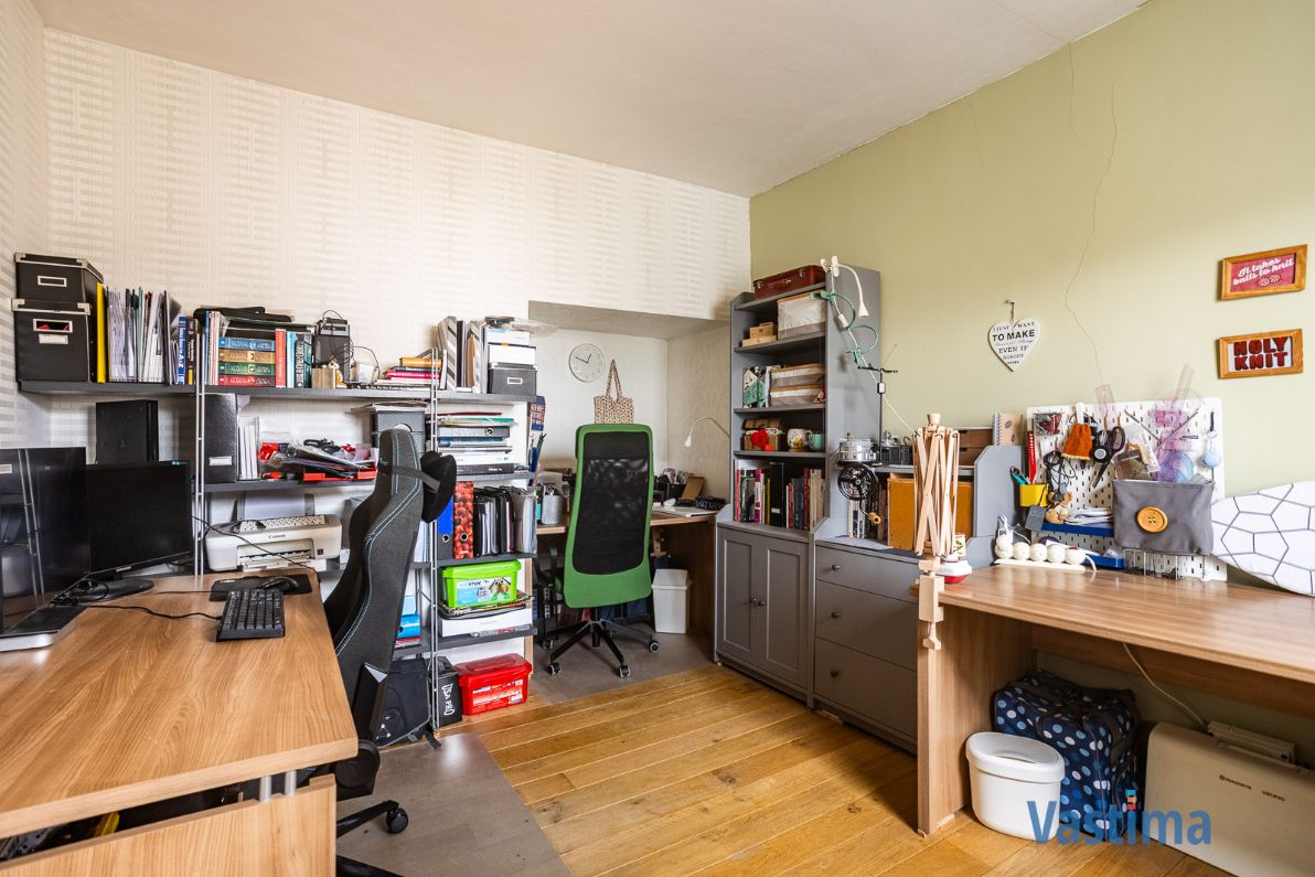 Instapklare woning met 4 slaapkamers en tuin nabij centrum Aalst foto 13