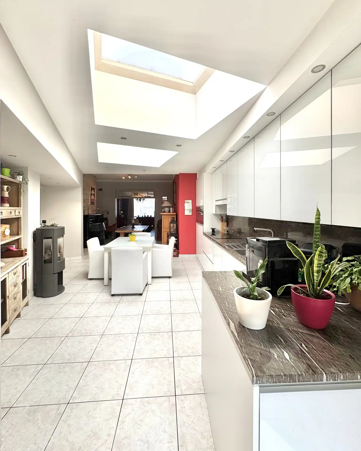 TWEEWOONST | TUIN | GARAGE | 1.121 M² foto 14
