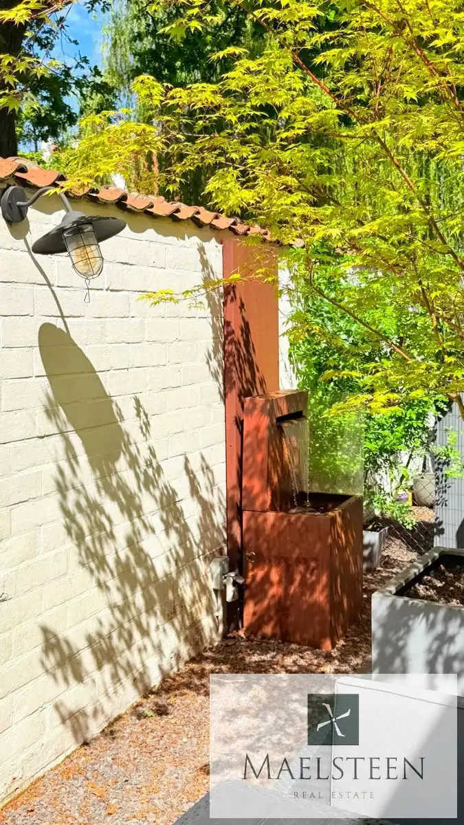Ruime woning met parking in de binnenstad van Brugge foto 7