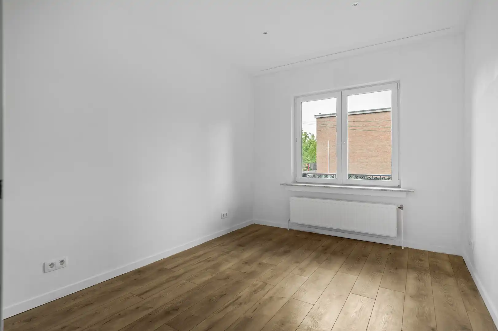 Energiezuinig 2 slaapkamer appartement met terras en garage foto 8