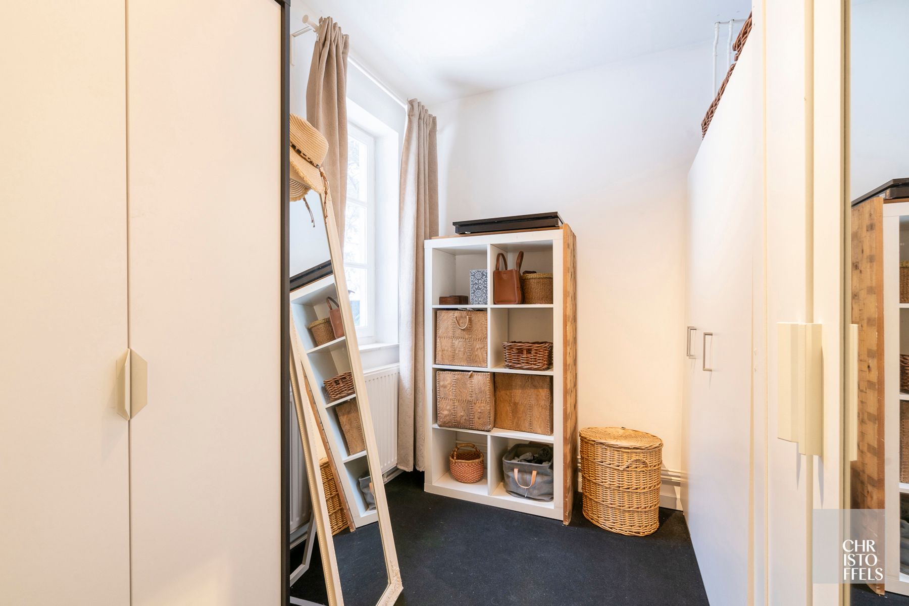 Charmante  op te frissen villa met oprijlaan, verscholen in het groen op een perceel van 1.694m² foto 18