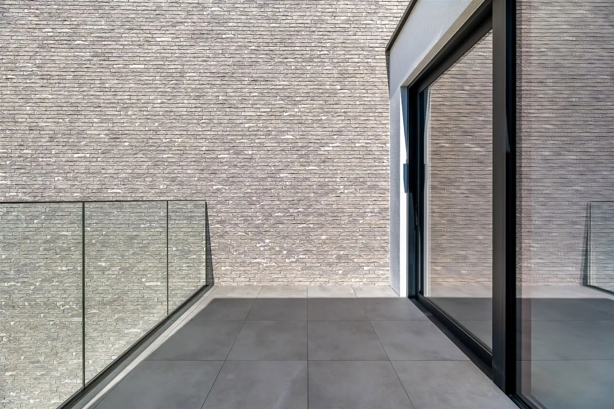 NIEUWBOUW APPARTEMENT VAN 105M² MET 2 SLAAPKAMERS EN TERRASSEN MET MOGELIJKHEID TOT AANKOOP 6% BTW! foto 9