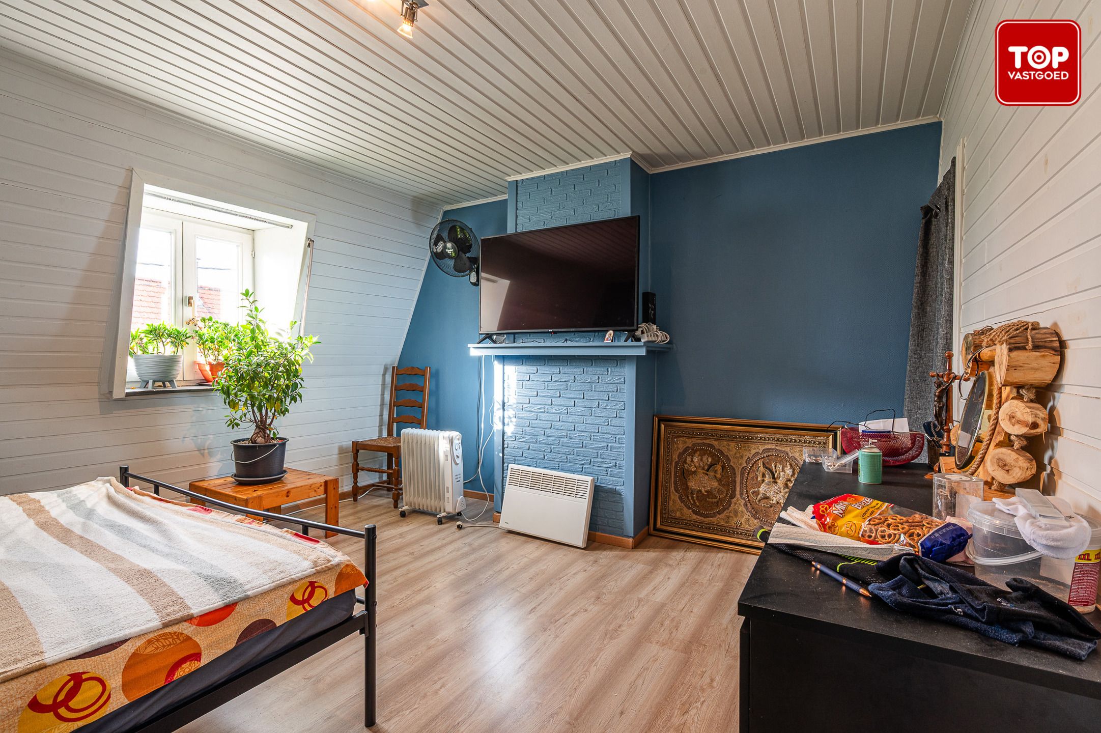 Landelijk gelegen woning met veel potentieel foto 16