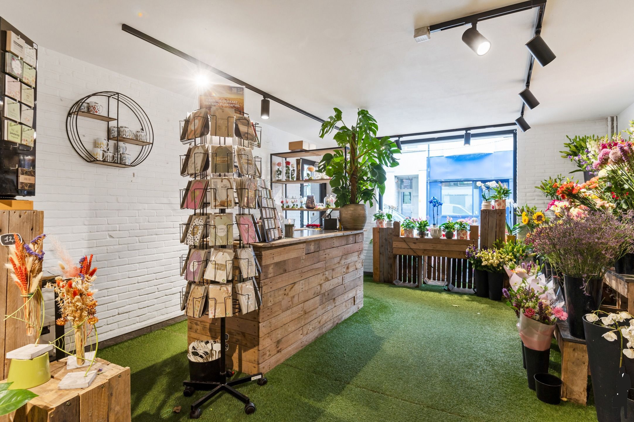 Commercieel gelijkvloers (ca. 79 m²) in hartje Kontich foto 2