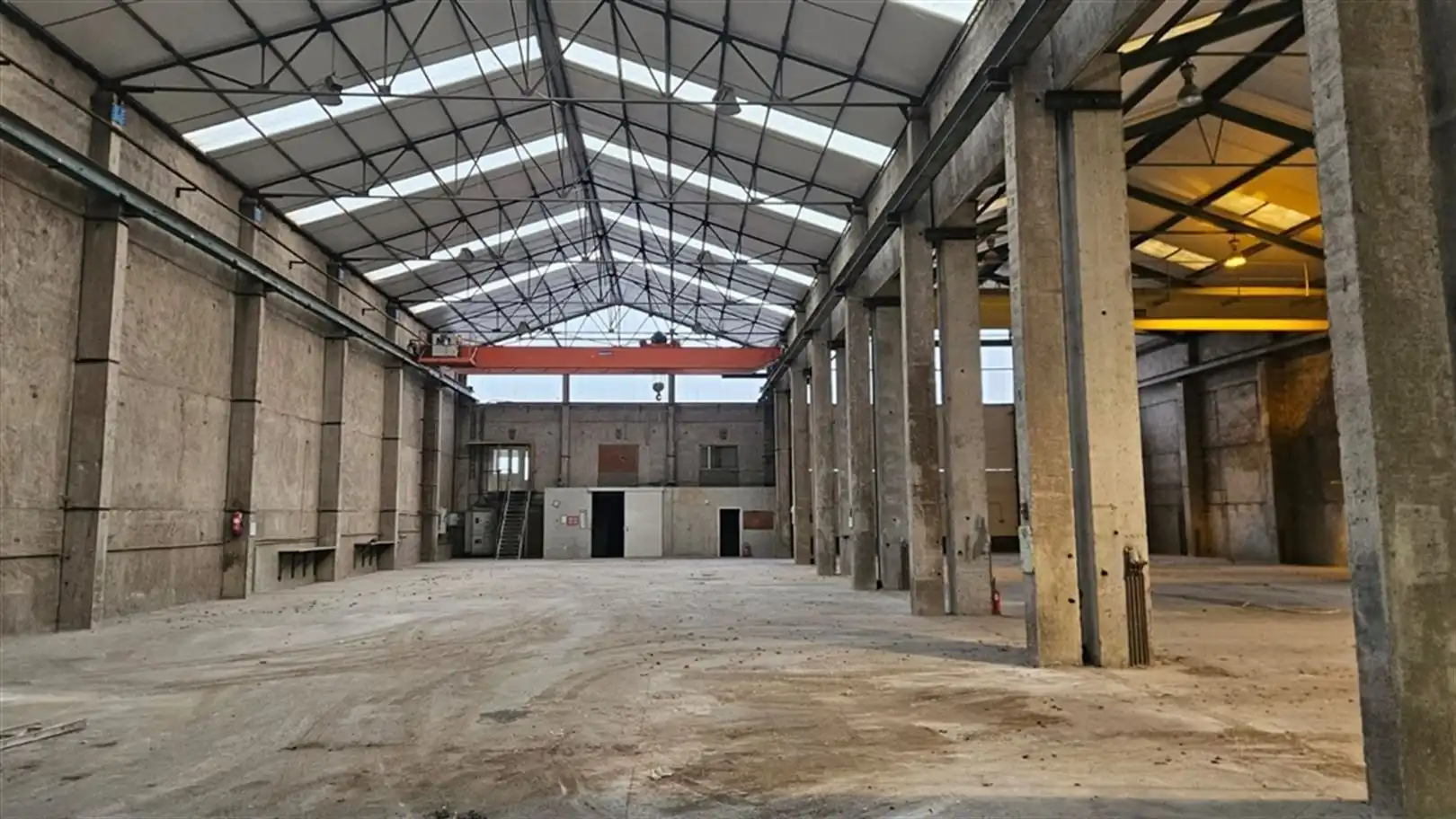 Te huur veelzijdig bedrijfsgebouw te Aalter foto 12