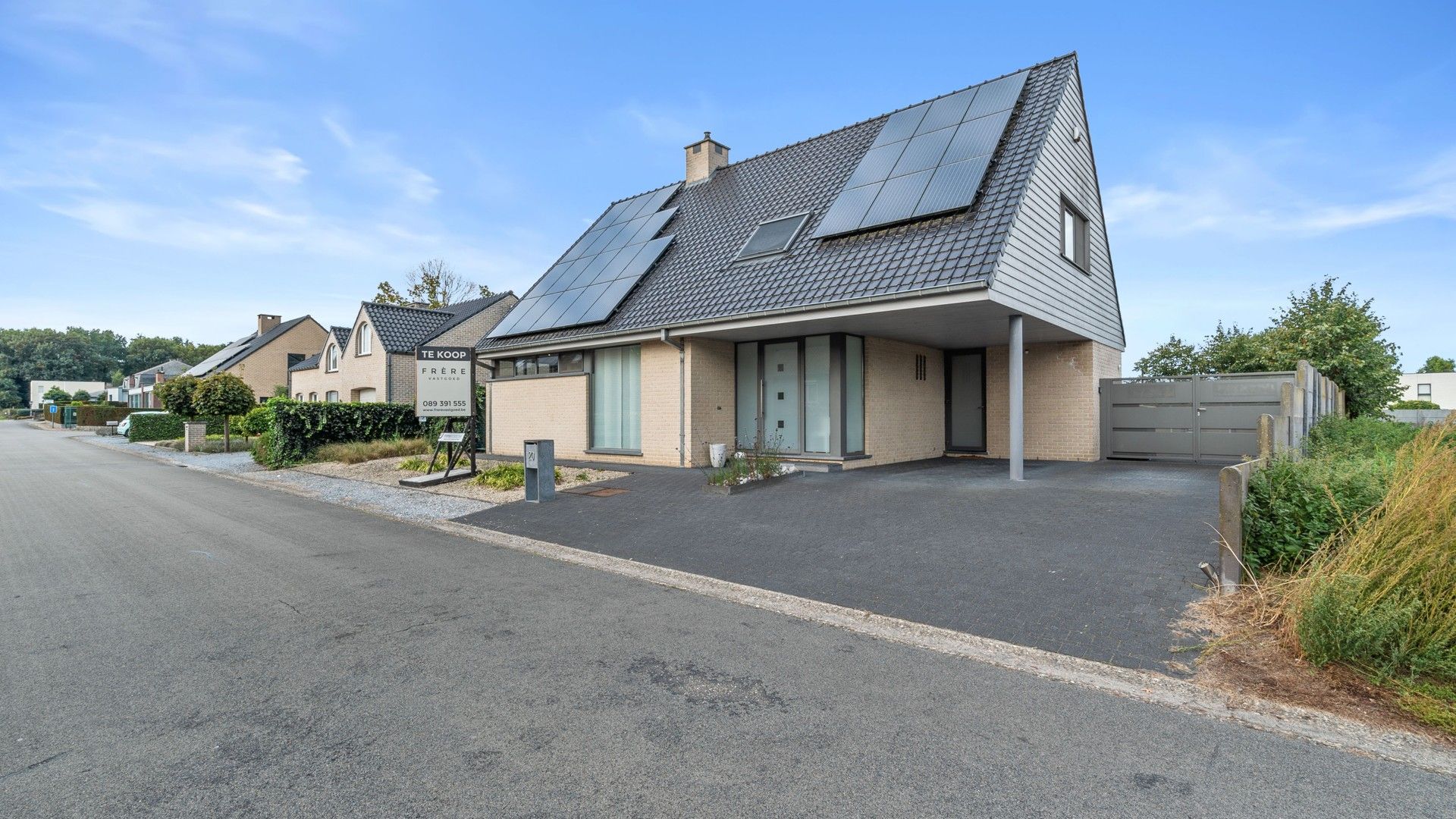 Energiezuinige woning met 4 slpkrs, zwembad en wellness in As foto 2