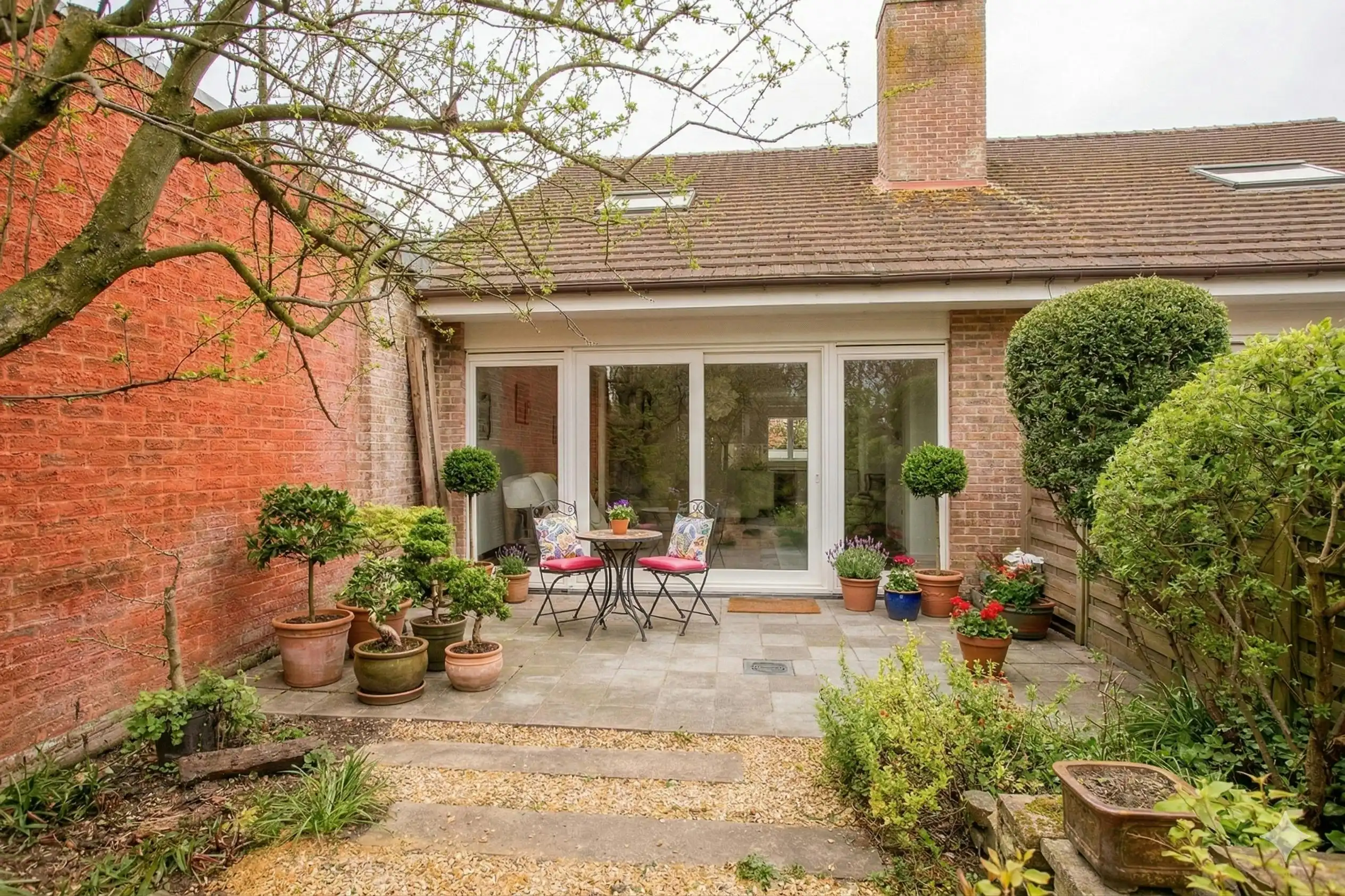 Gezellig huis te koop op een centrale ligging in Izegem. foto 2