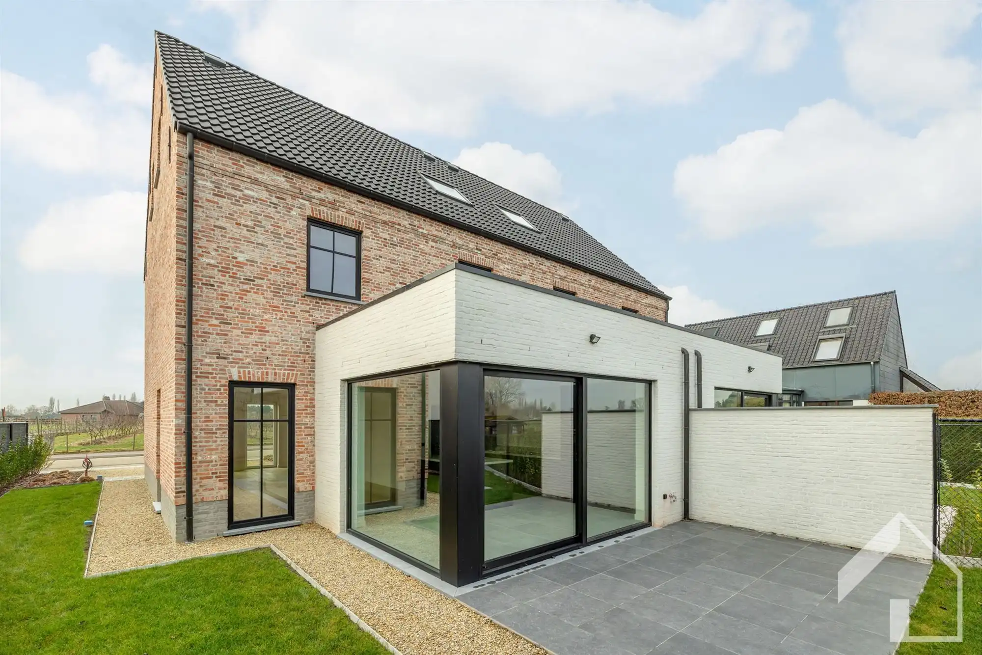 Prachtige nieuwbouwwoning (BEN) voorzien van alle comfort foto 18