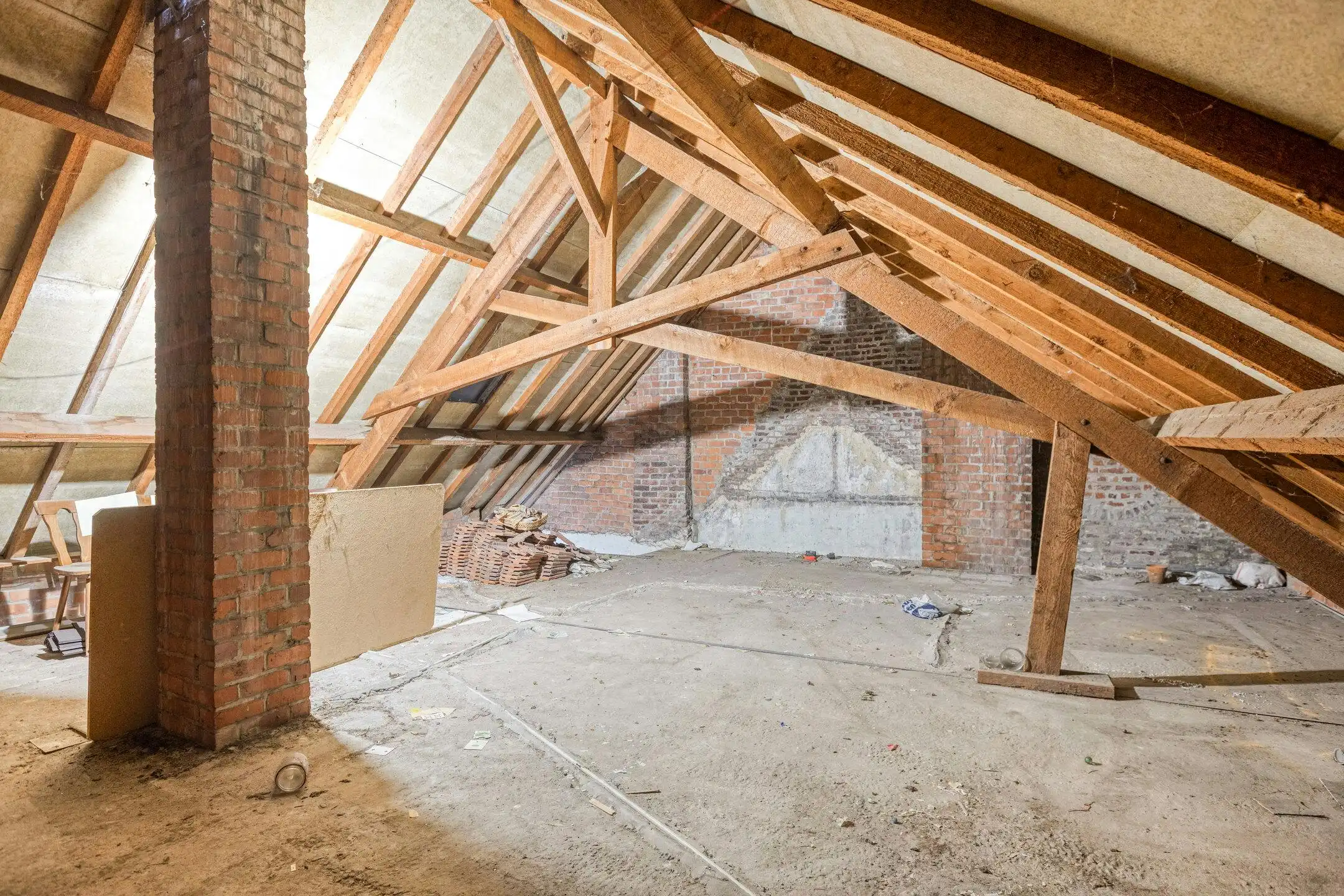 Volledig op te frissen huis in hartje Poperinge foto 22