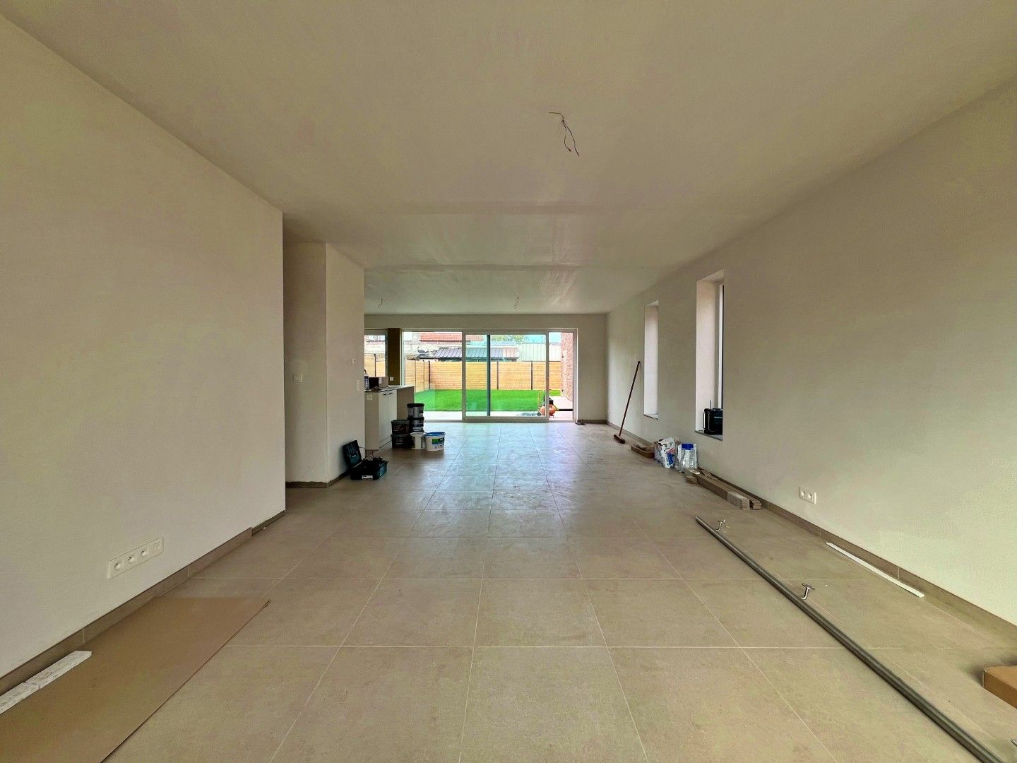 Nieuwbouw • Halfopen • Ruime woning • 4 slaapkamers • Tuin • Energiezuinig foto 3