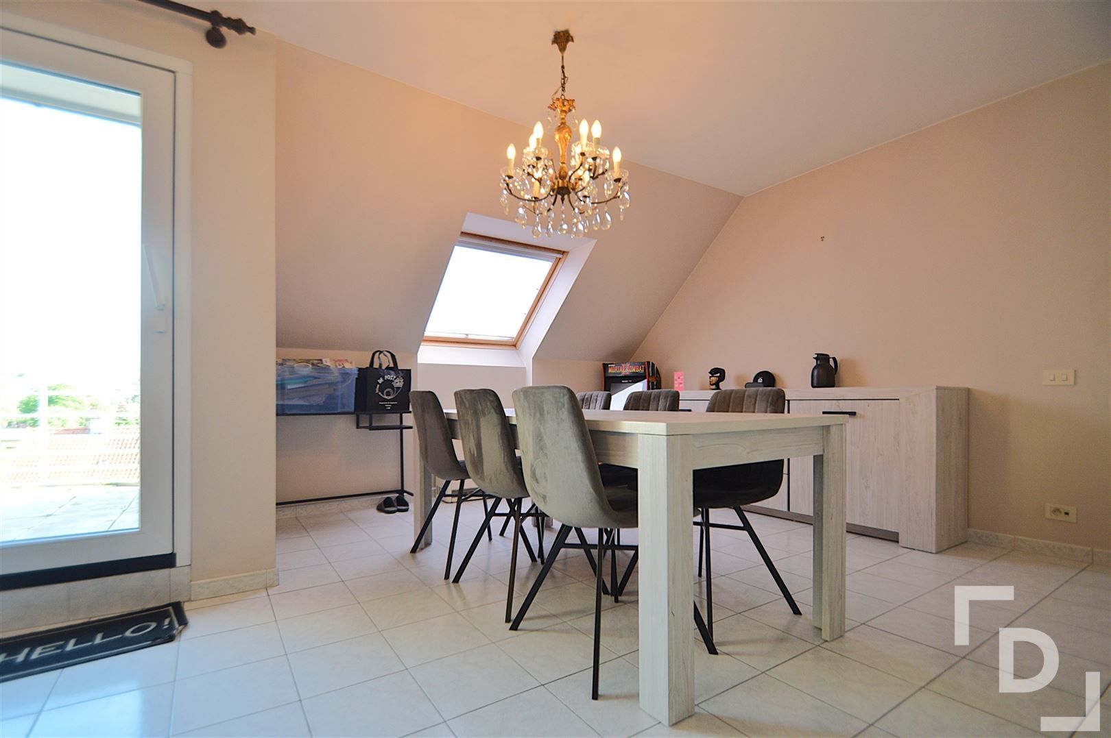 Rustig dakappartement met garage in centrum Poperinge foto 6