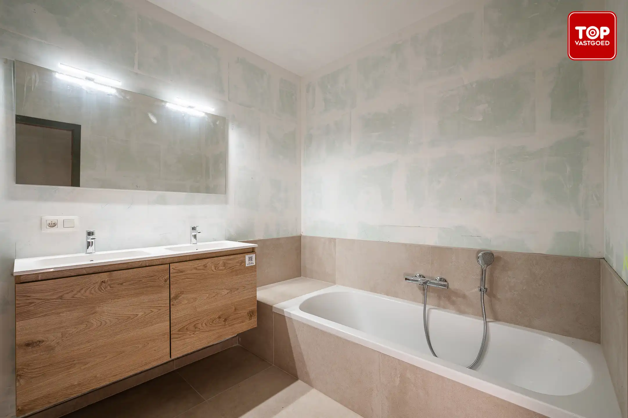 Ruim en lichtrijk nieuwbouwappartement met tuin foto 15