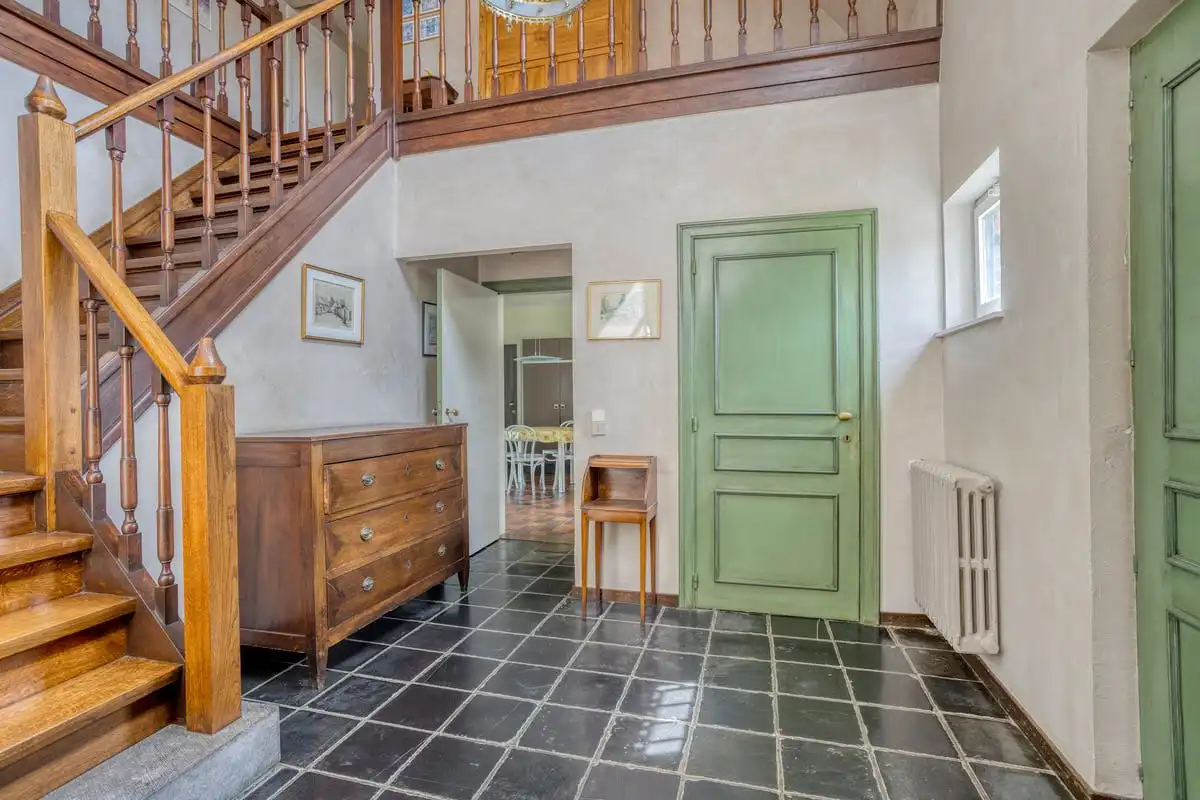 Stijlvolle villa met praktijk: wonen & werken in Opwijk foto 3