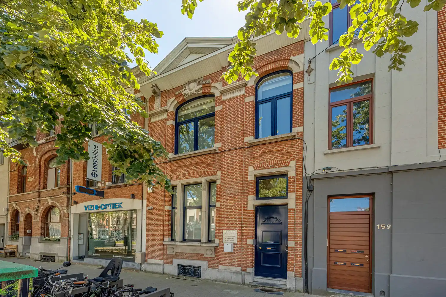 Veelzijdig burgerhuis (162 m²) met tuin en dakterras nabij Te Boelaerpark foto {{pictureIndex}}