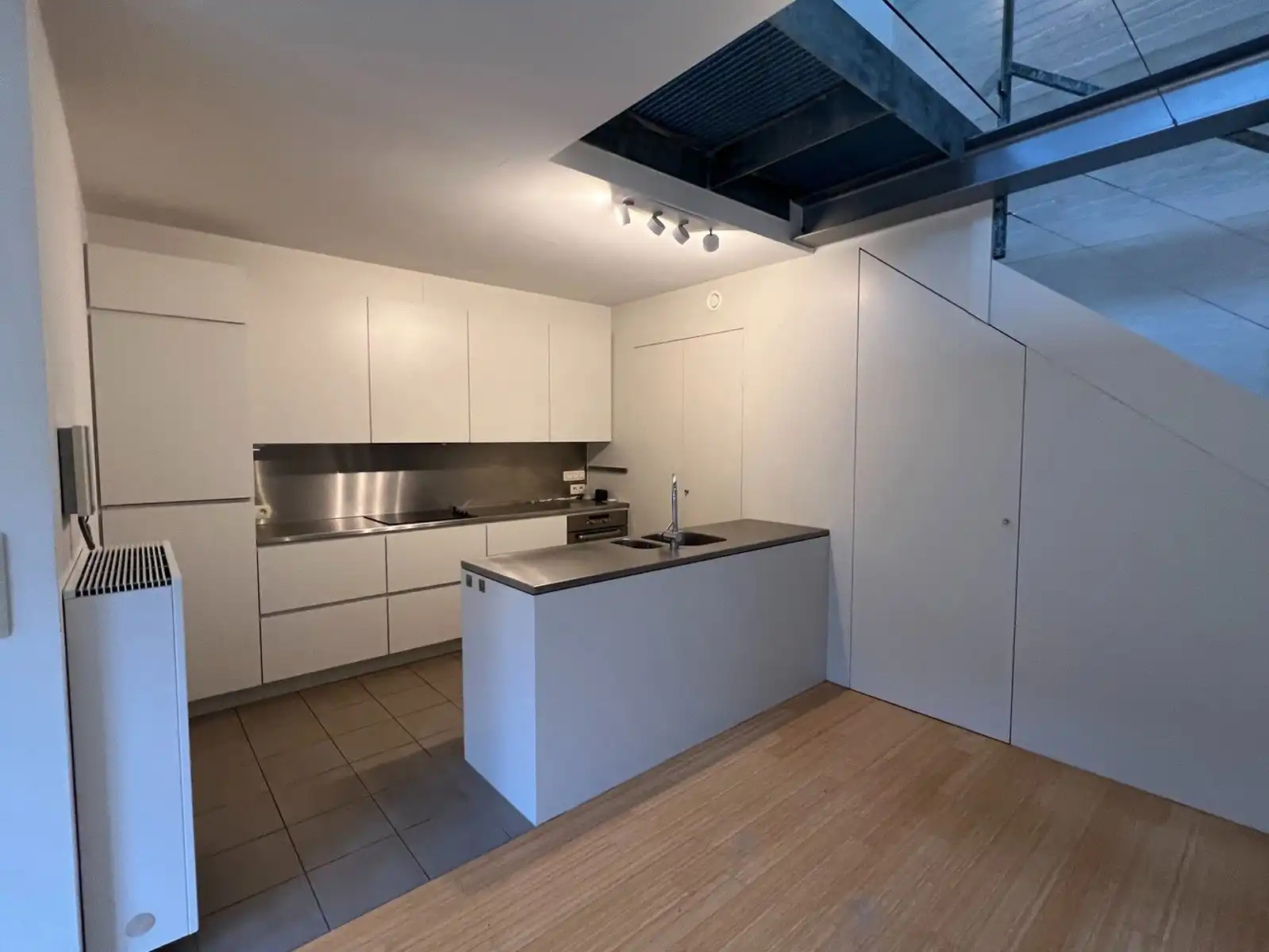 Verborgen parel in Leuven centrum: stadsvilla met 3 slaapkamers en terras foto 8