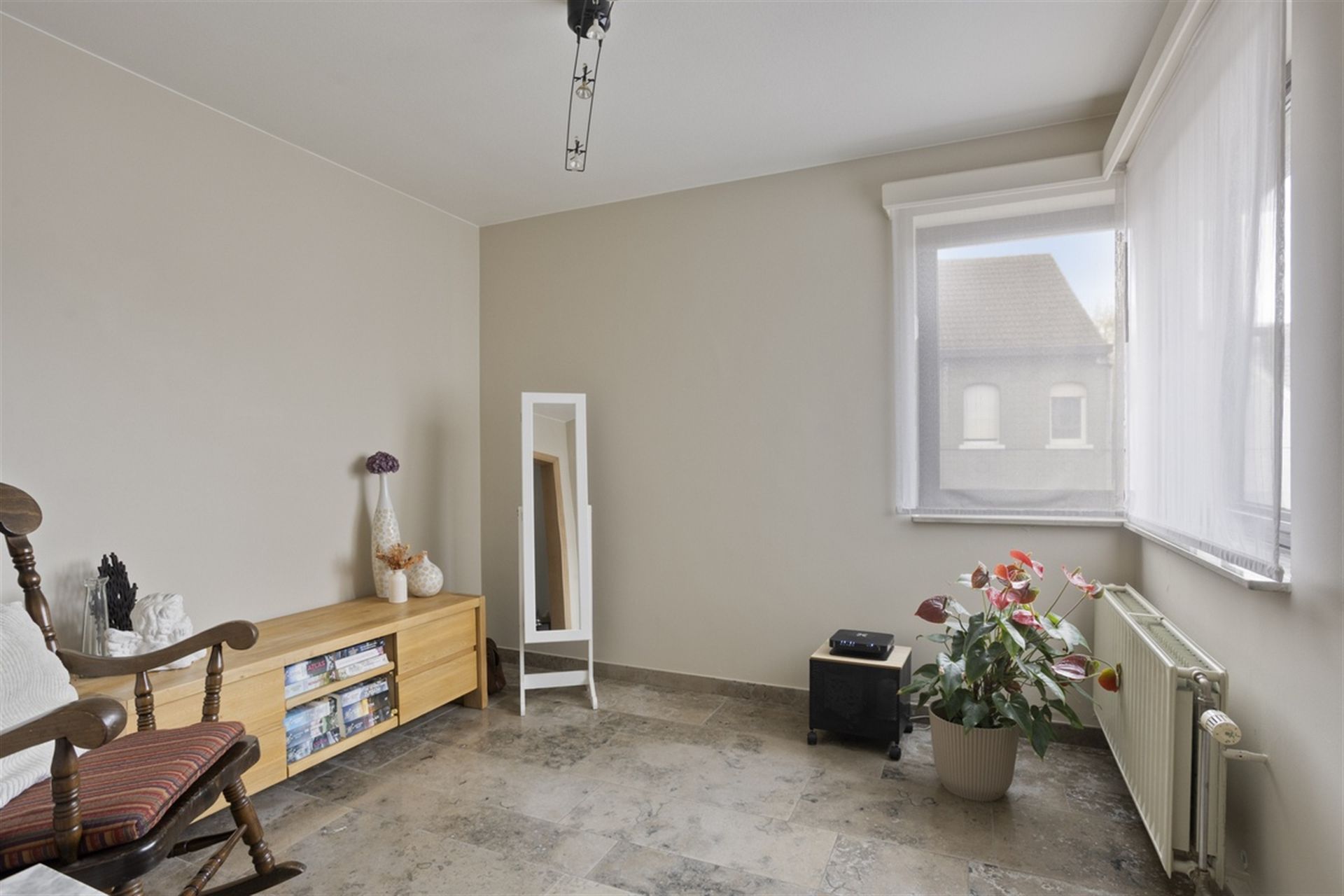 Riante Woning met 4 Slaapkamers foto 11