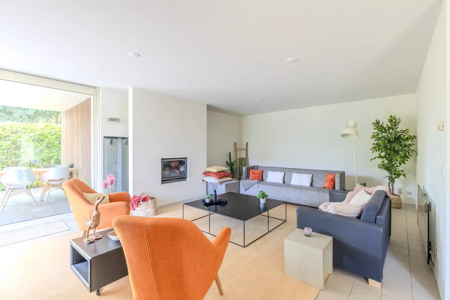 Moderne villa met ruime leefruimte, 4 slaapkamers en 2 badkamers op 13 are in gegeerde buurt Neerharen- Lanaken foto 6