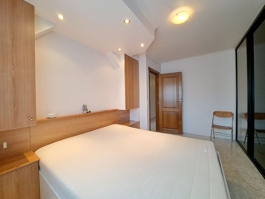 Eigentijds gelijkvloers appartement te Bocholt foto 9
