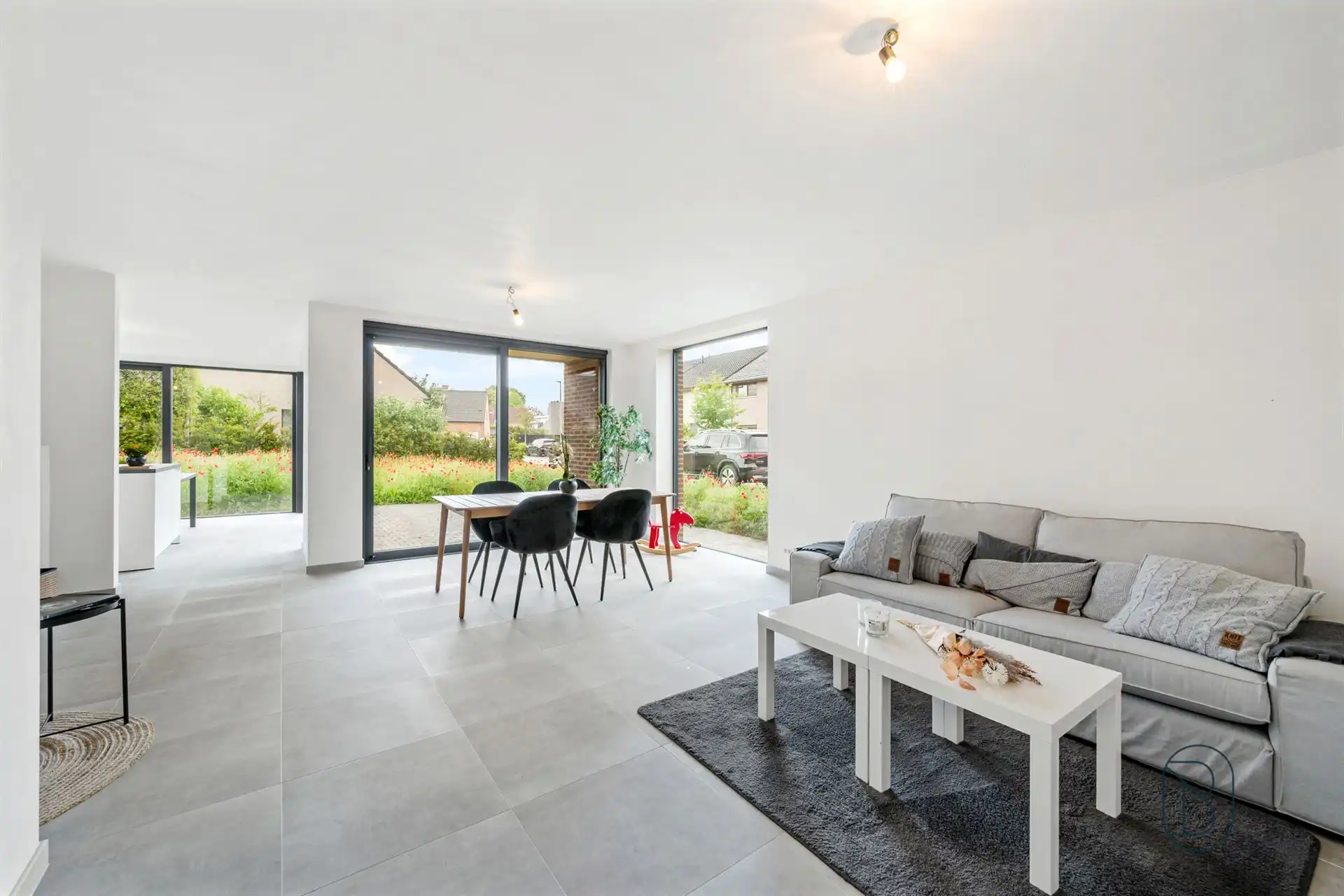 Kwalitatieve moderne ruime nieuwbouwwoning HOB met 3 SLK! foto 7