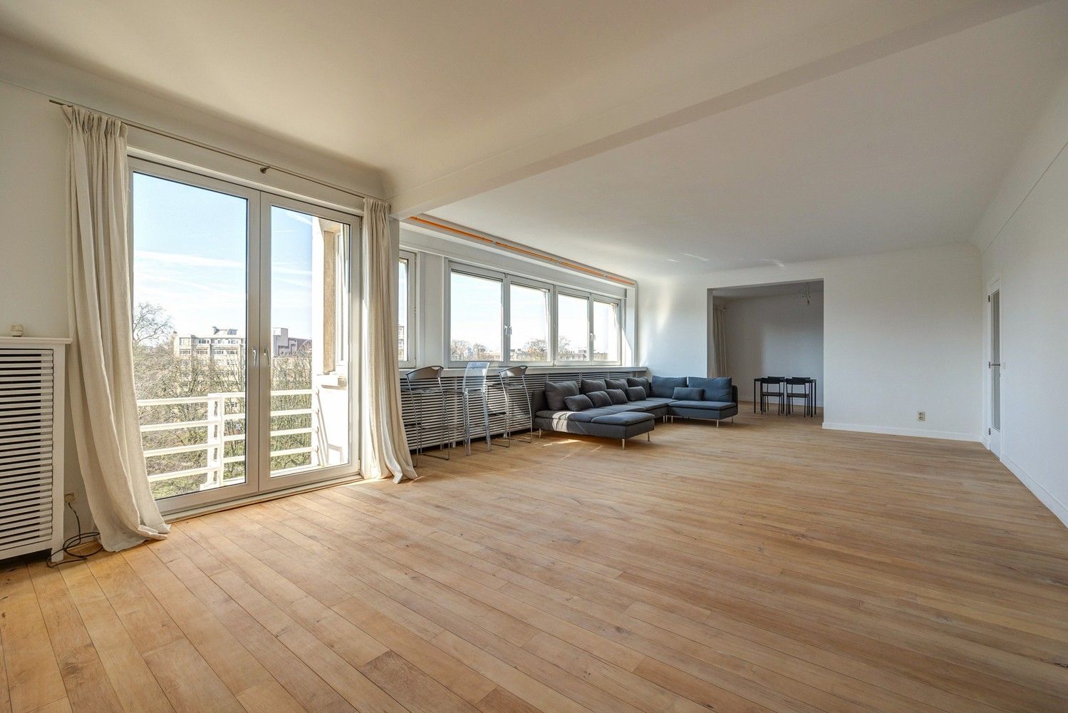 Ruim appartement (±200m²) met een prachtig zicht foto 1