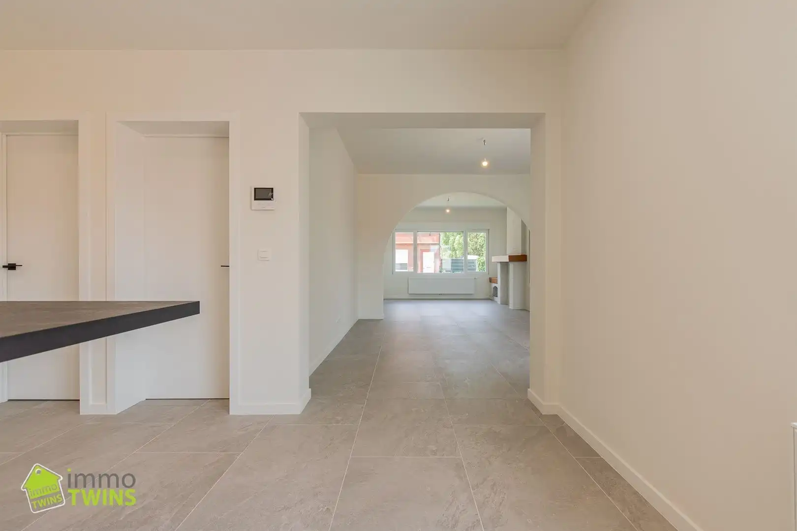 Te koop Instapklare ruime woning met achterliggende weide in Zele foto 6