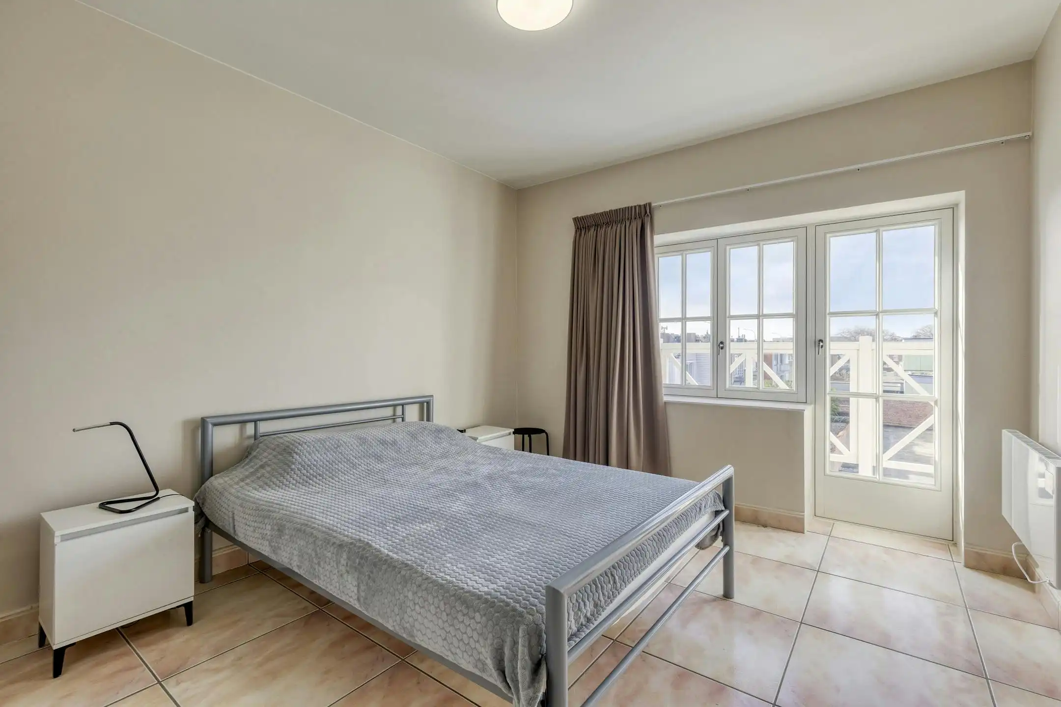 Lichtrijk en instapklaar appartement te koop in Blankenberge foto 14