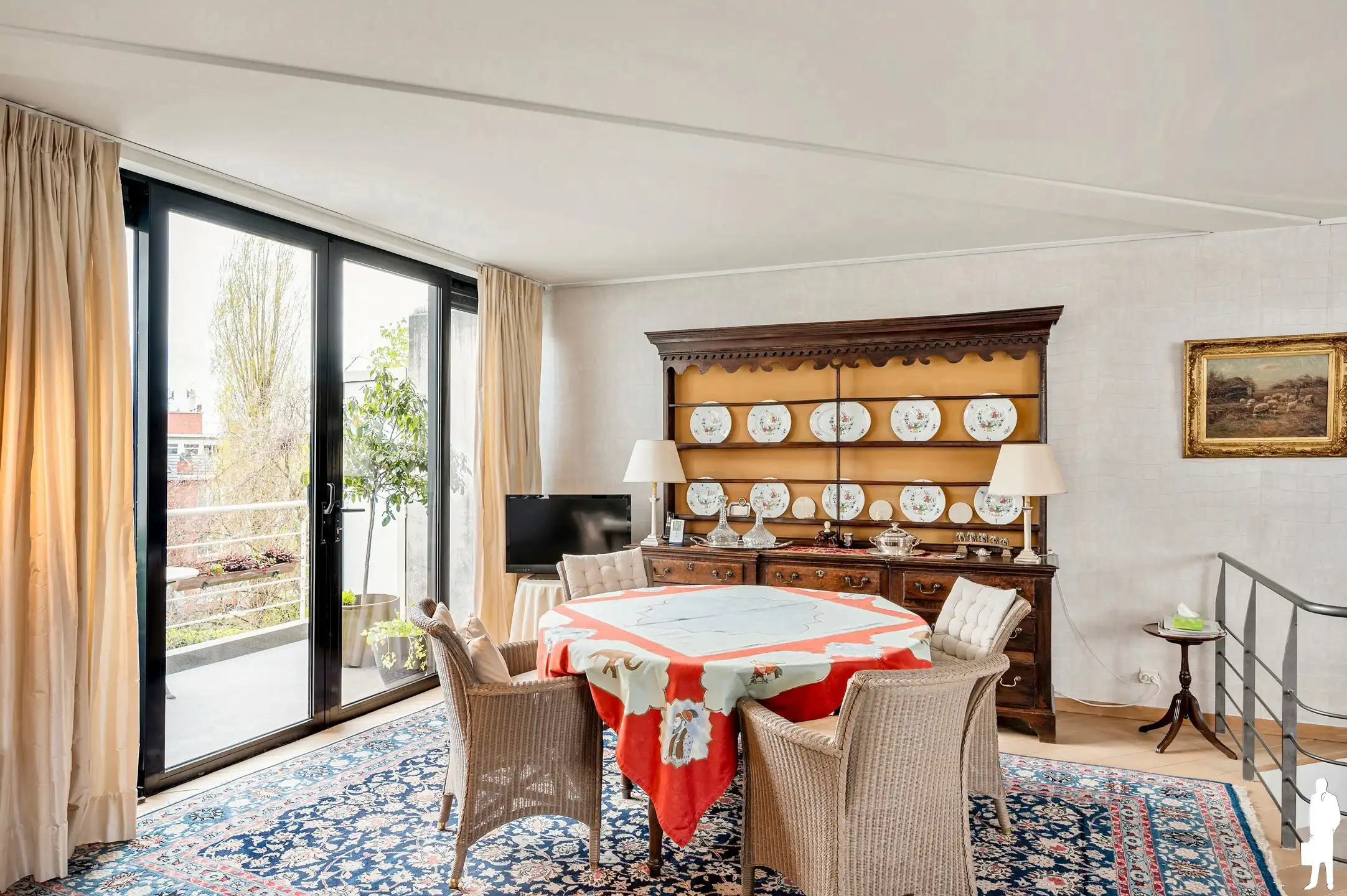 Lichtrijk duplex appartement met uitzonderlijk brede gevel foto 7