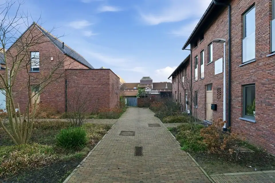 INSTAPKLARE WONING OP EEN TOPLIGGING IN SINT-TRUIDEN foto 34