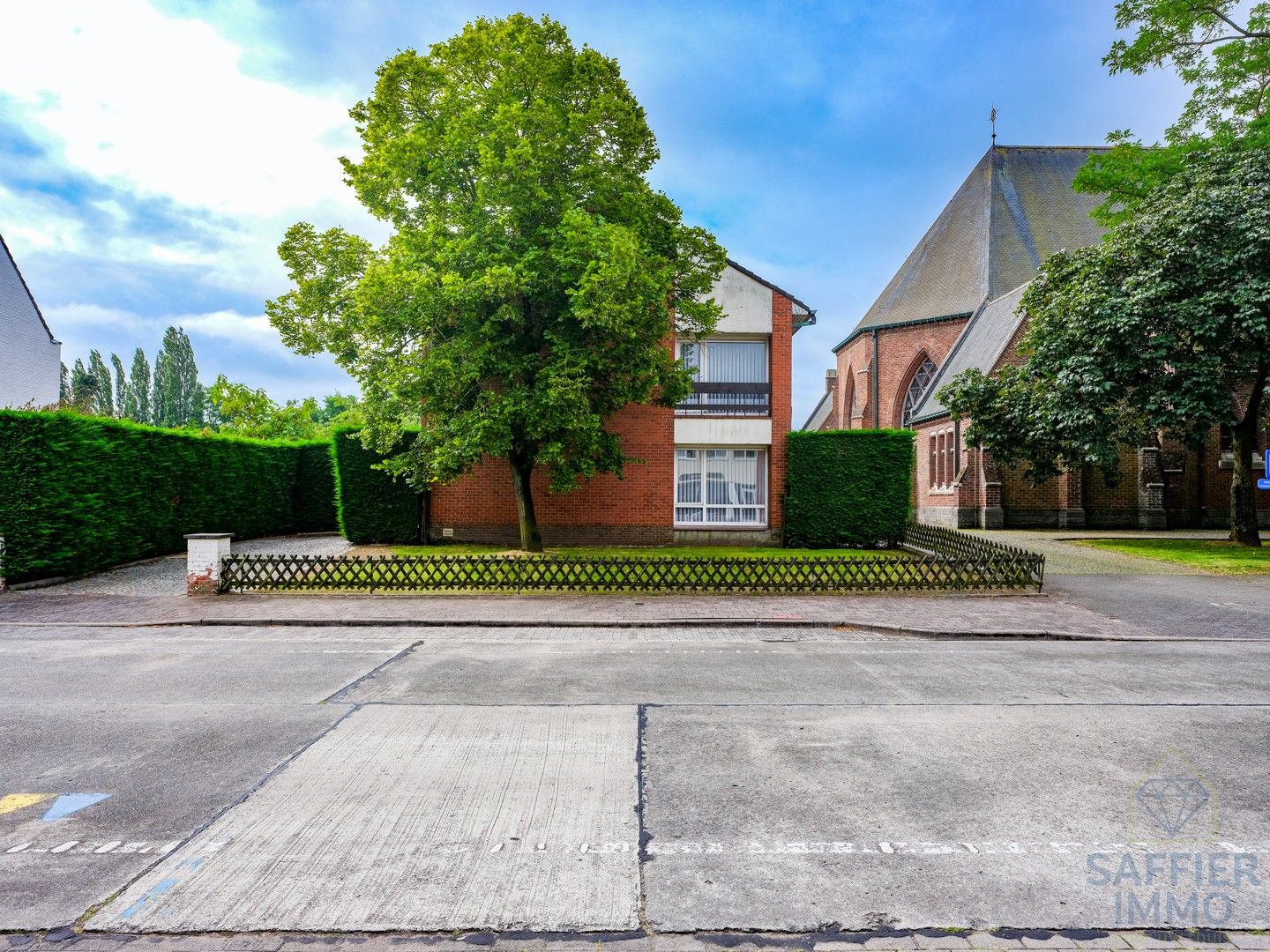 Voormalige Pastoriewoning met Veelzijdige Mogelijkheden foto 3