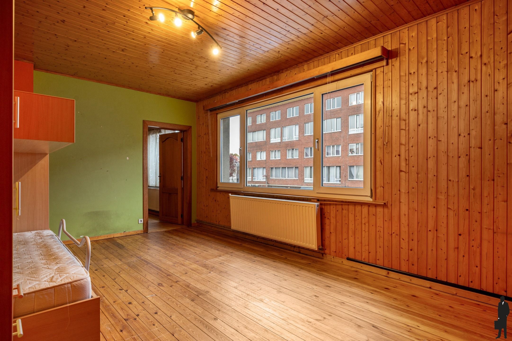 Ruime woning op een interessante locatie foto 12
