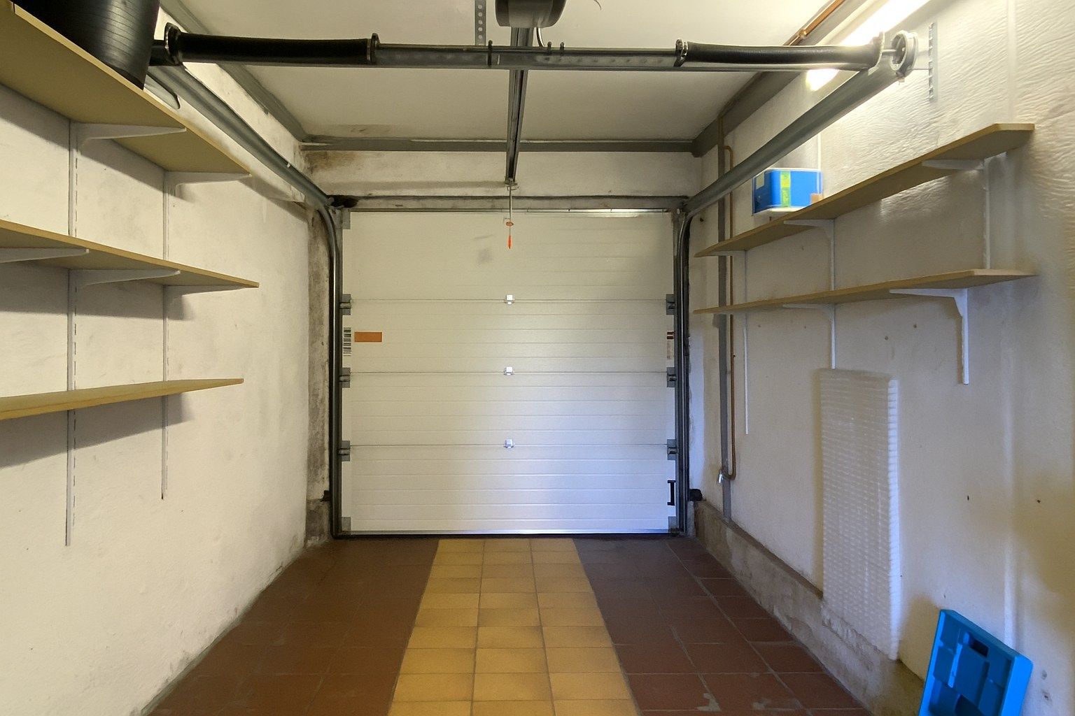 CENTRAAL GELEGEN GEZINSWONING MET 4 SLPKS IN HARTJE PITTEM! foto 6