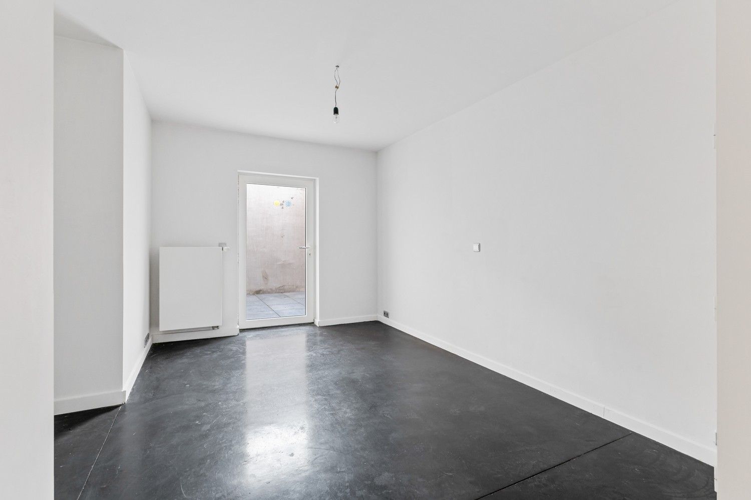 Ruim gelijkvloersappartement met 2 slpk en terras foto 11