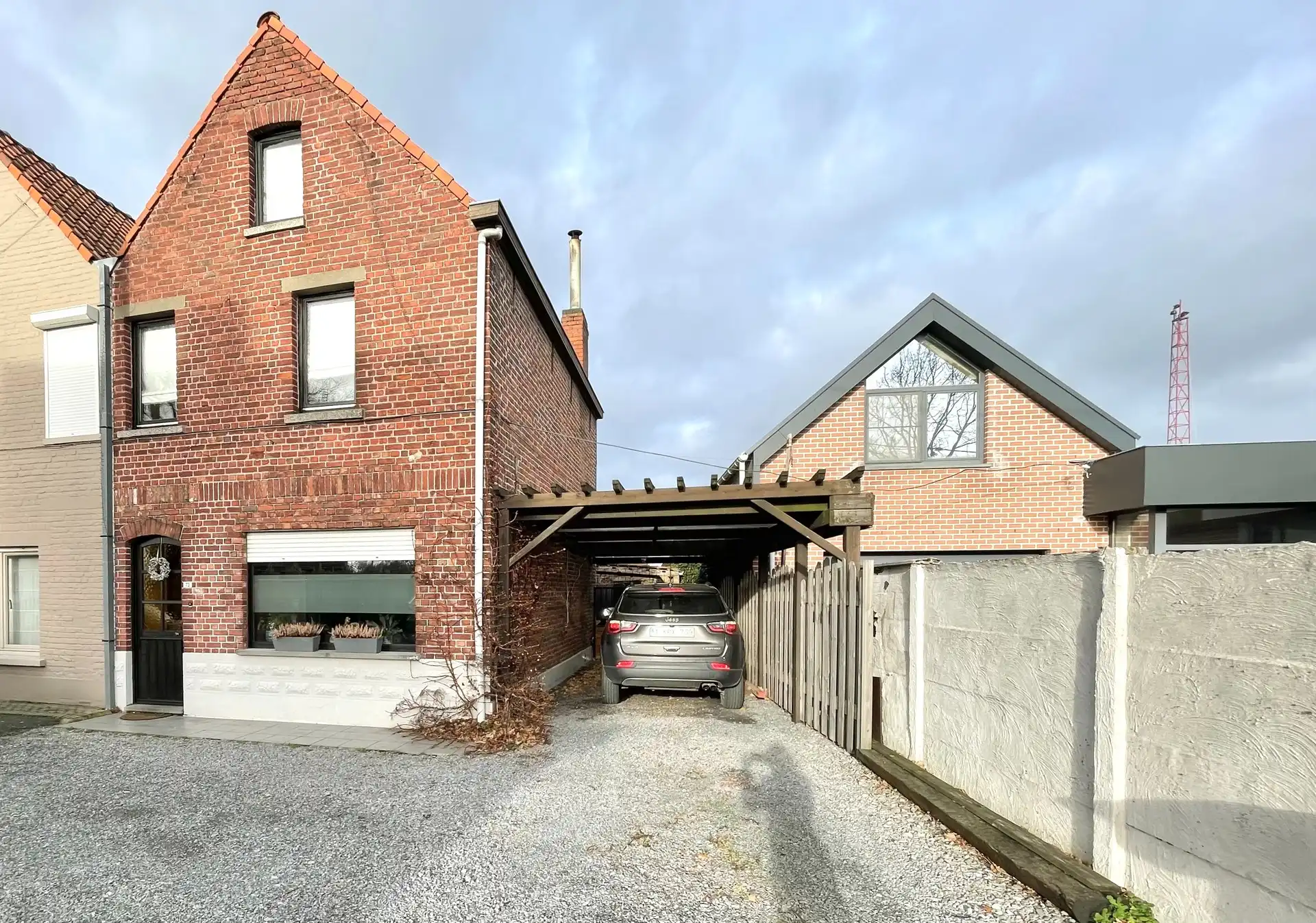 HOB |2 SLAAPKAMERS |TUIN | CARPORT | 515 m² foto 5