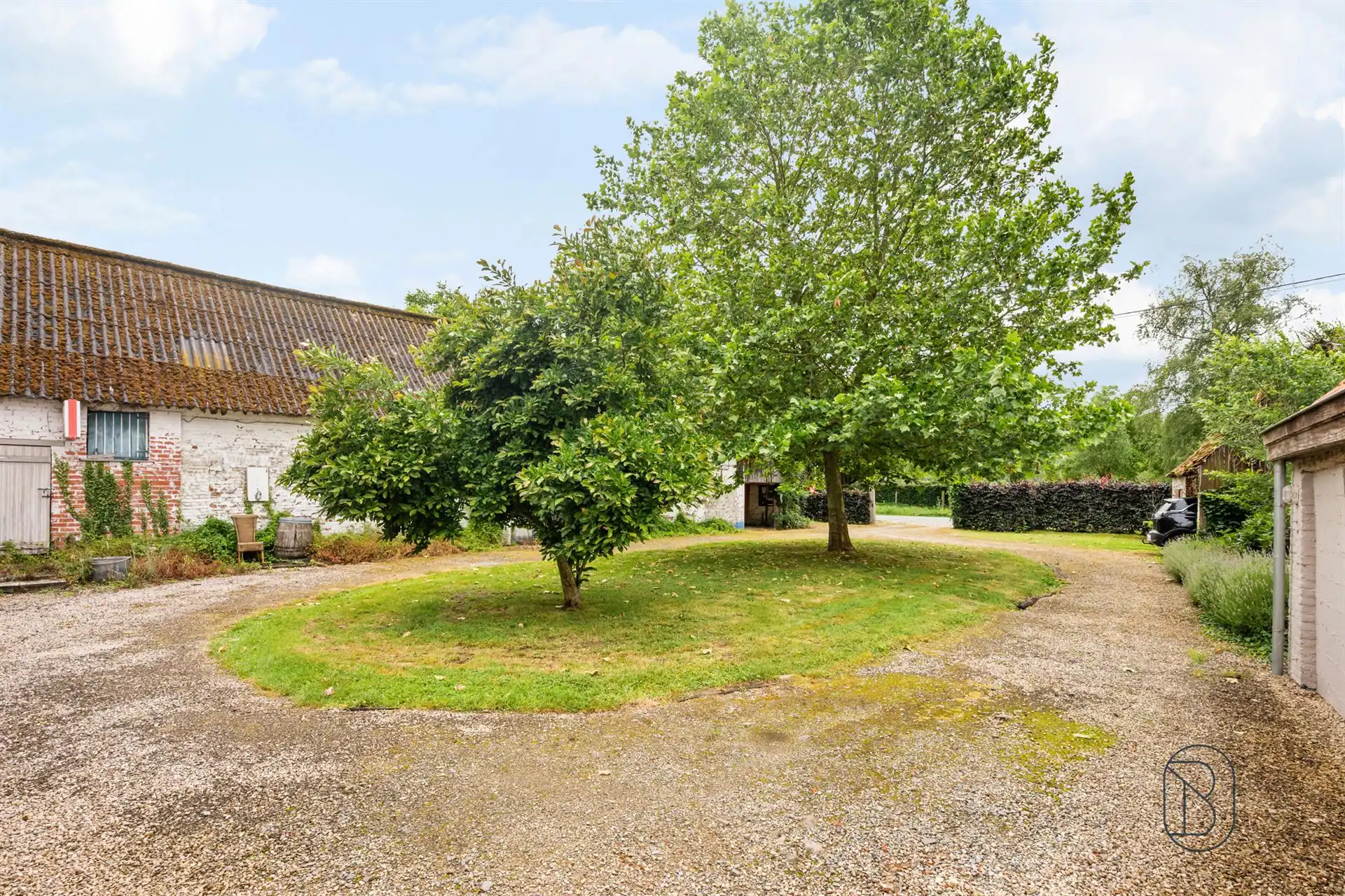 Charmante fermette met schuur op een absolute toplocatie foto 4