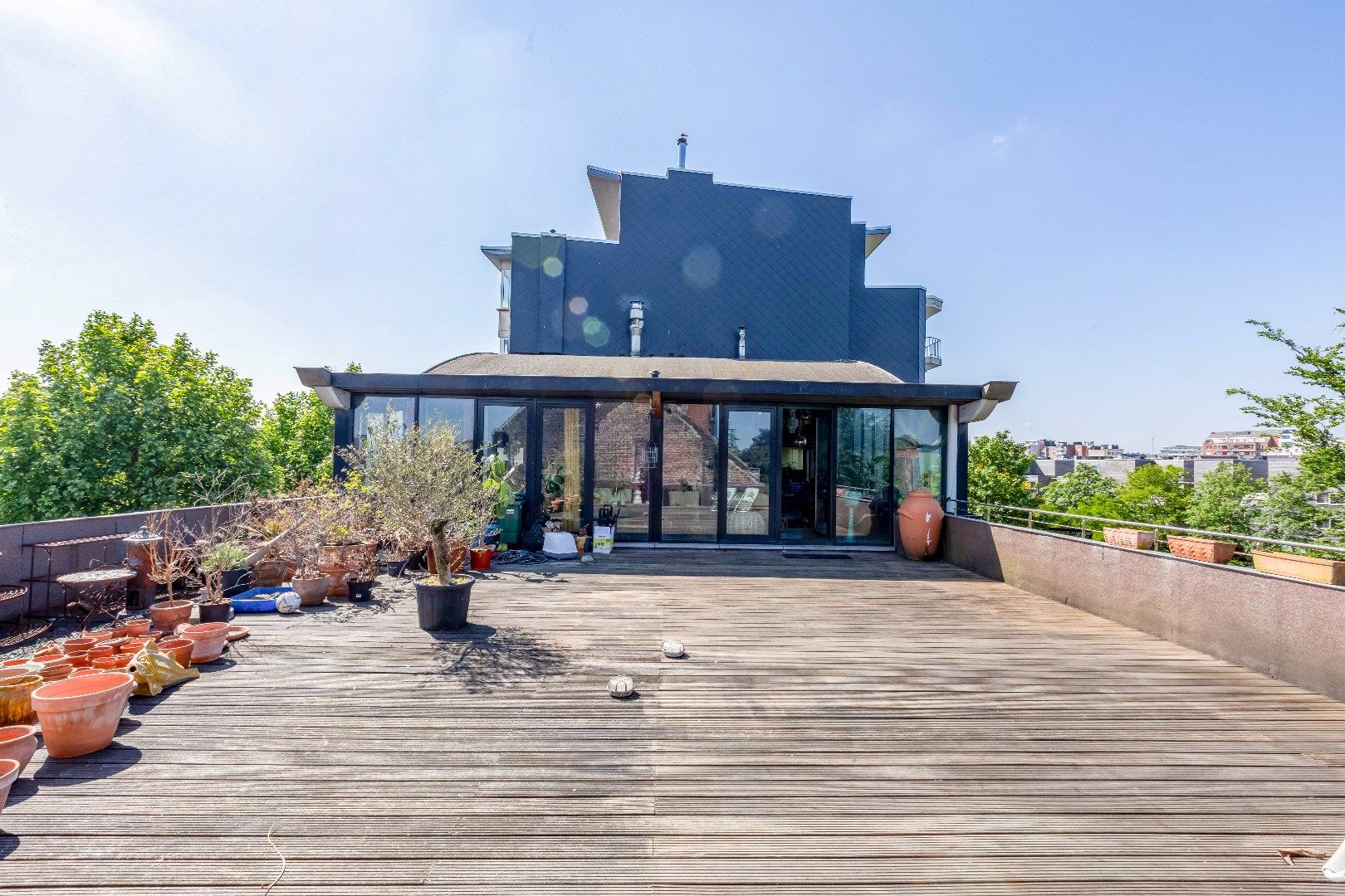 Unieke penthouse met prachtig terras en garagebox te Visserij foto 30