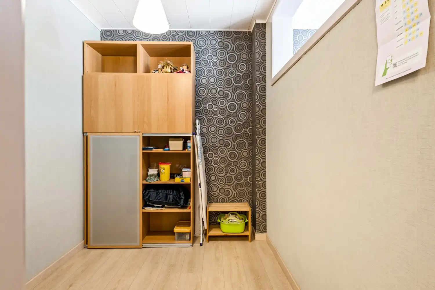 Instapklaar gelijkvloers appartement met zonnige tuin foto 10