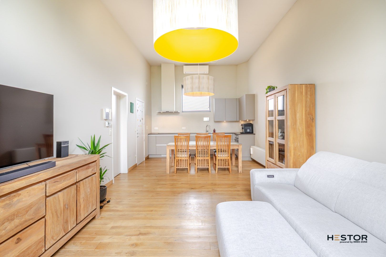 Ruim duplexappartement aan het rustige Sint-Rochushof foto 5