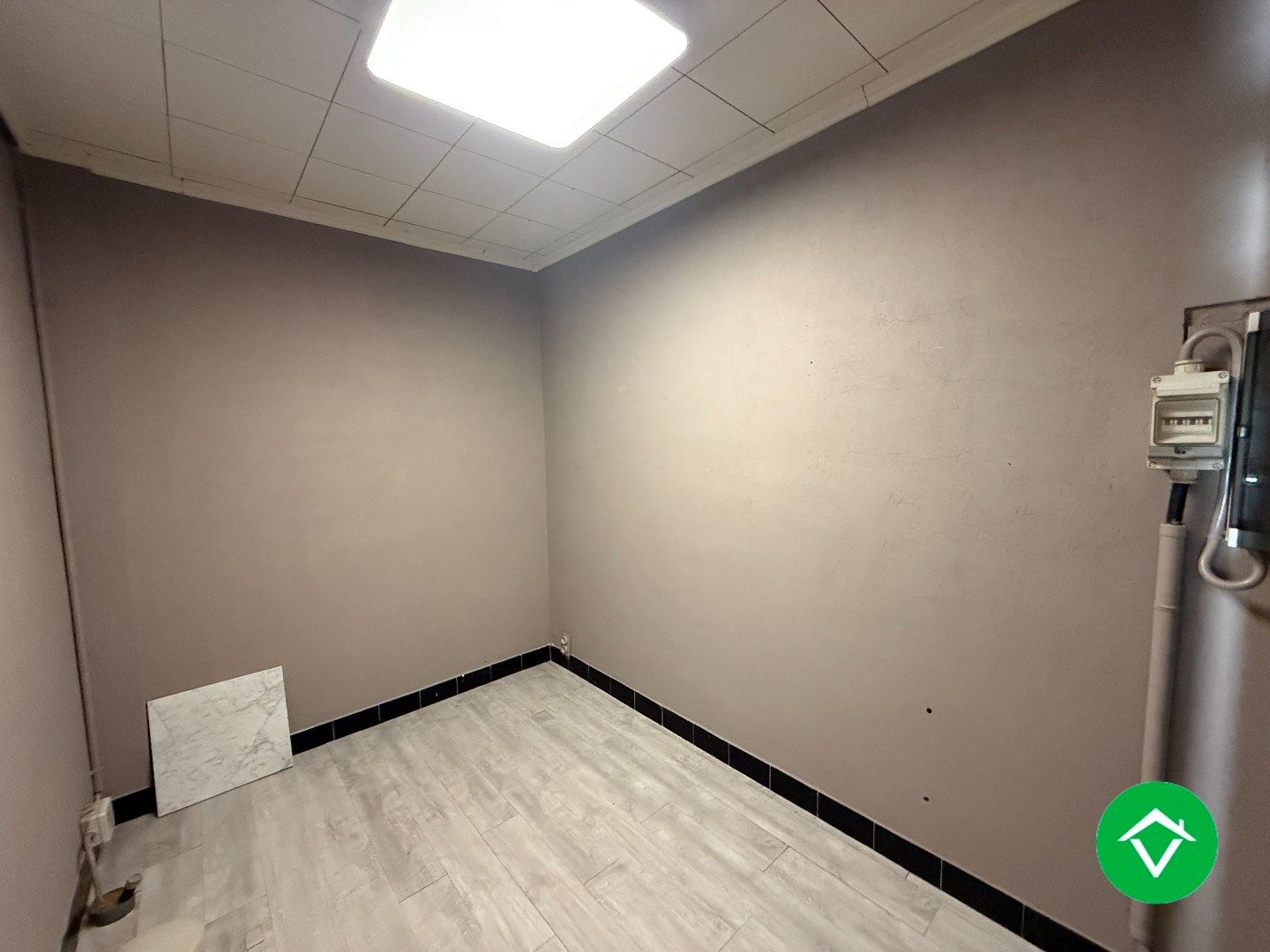 Gelijkvloerse woning met 3 slaapkamers, dubbele garage en tuin foto 7