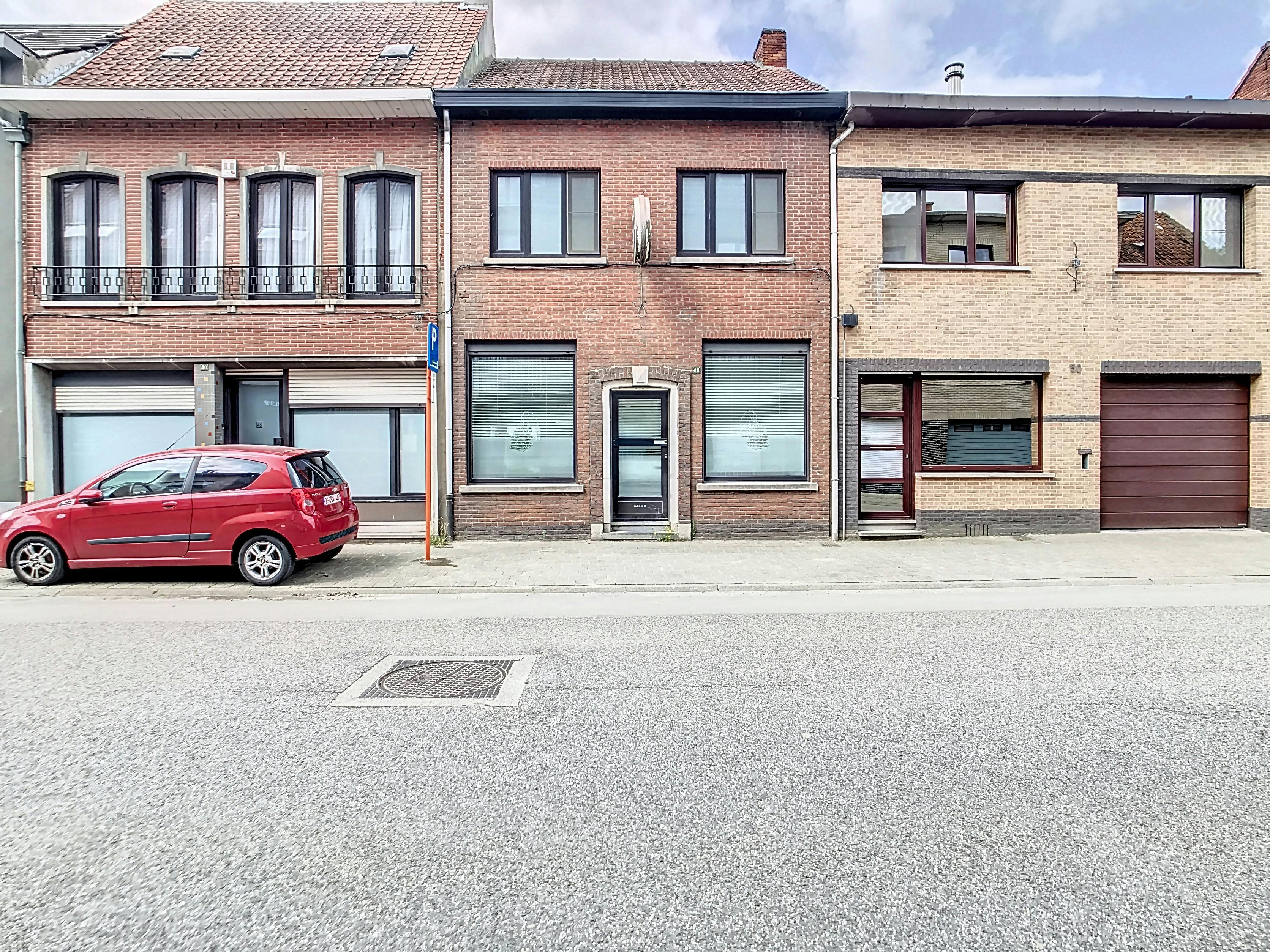 Te renoveren winkel of woning foto 15