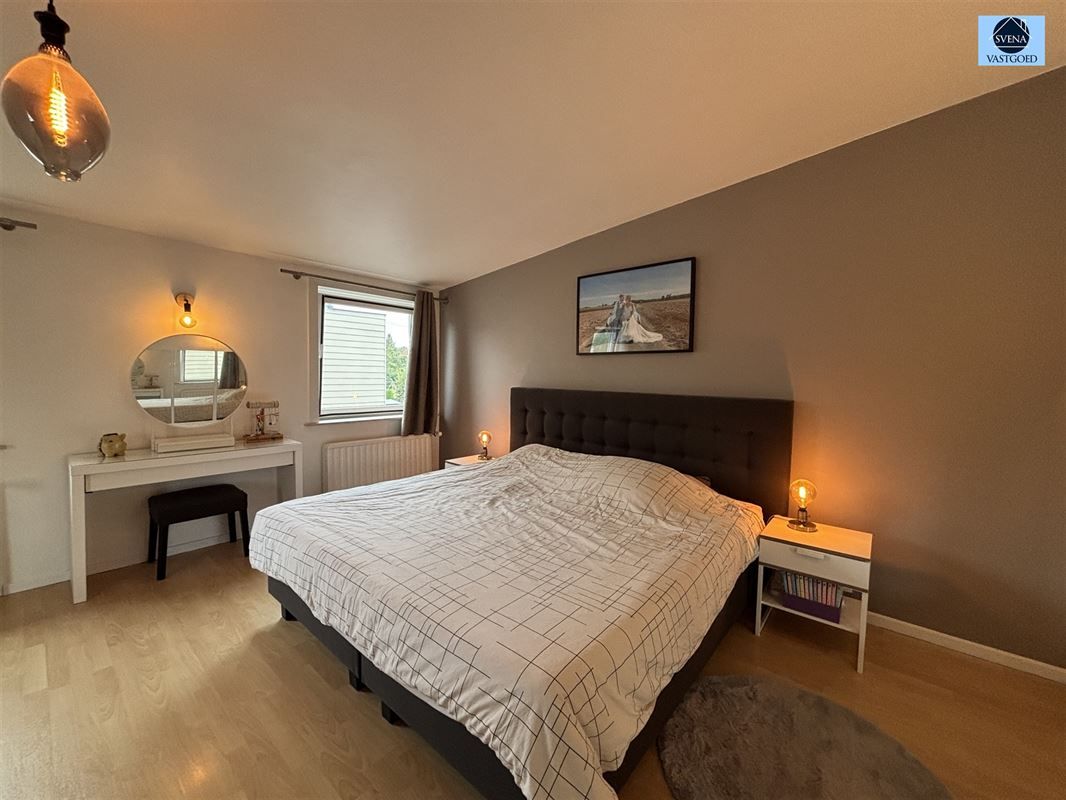 RUIME WONING MET LOODS foto 11