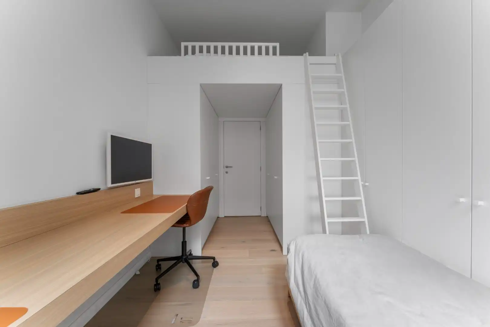 HIGH-END 2 SLPK APP OP CENTRALE LIGGING  foto 24