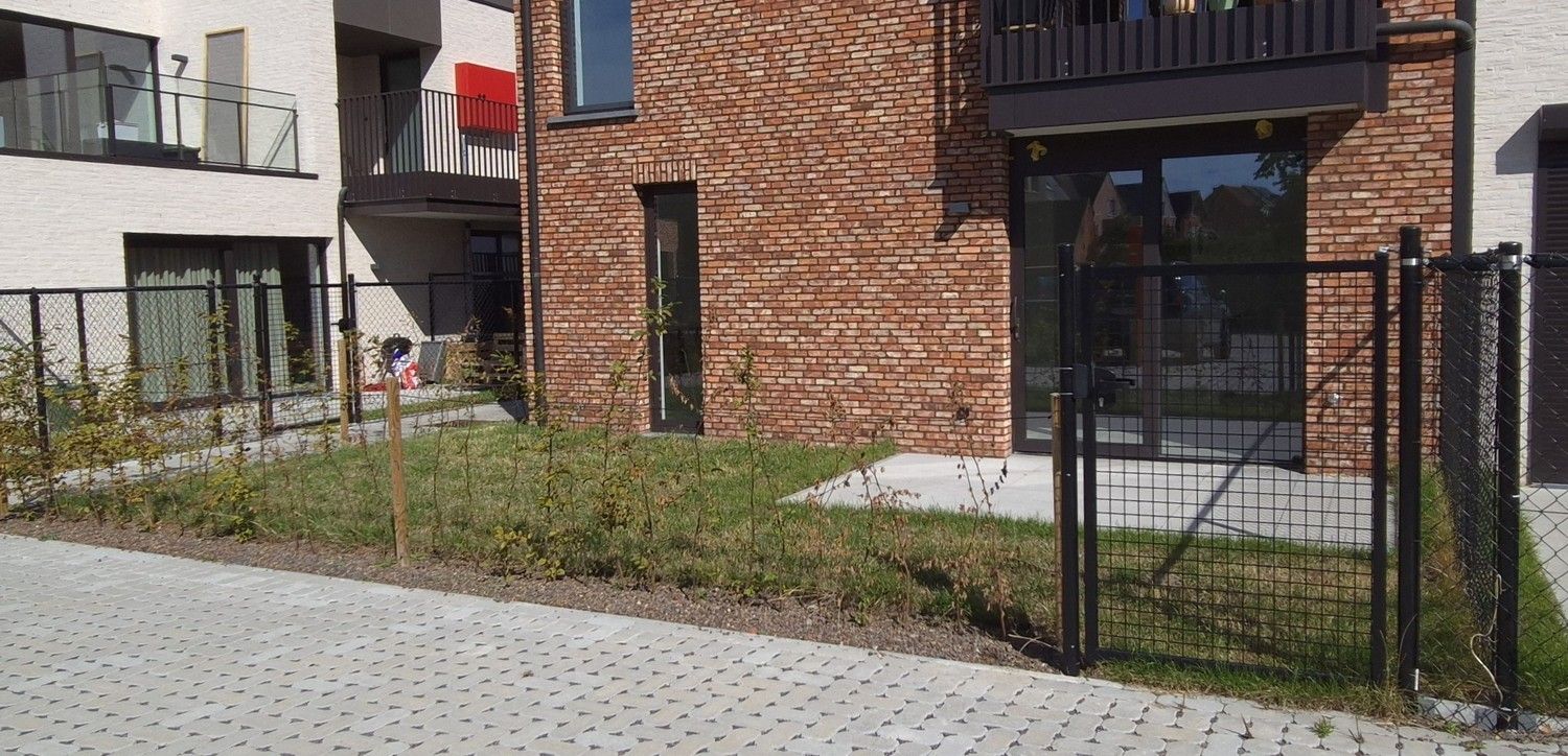 Stijlvol gelijkvloers nieuwbouwappartement met 2 autostaanplaatsen en kelder foto 12