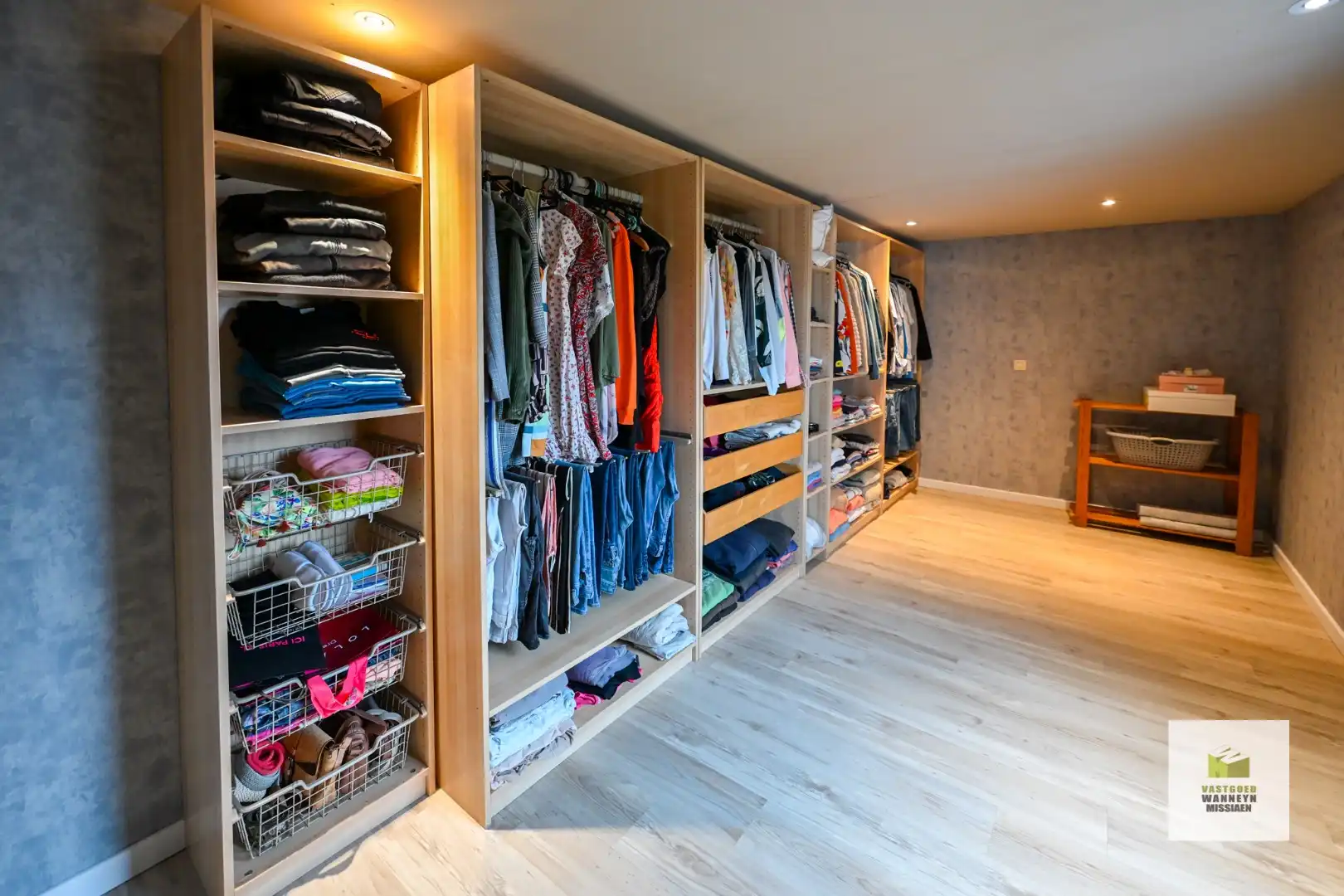 Rustig gelegen halfopen bebouwing, 594 m² opp met 3 slaapkamers foto 21