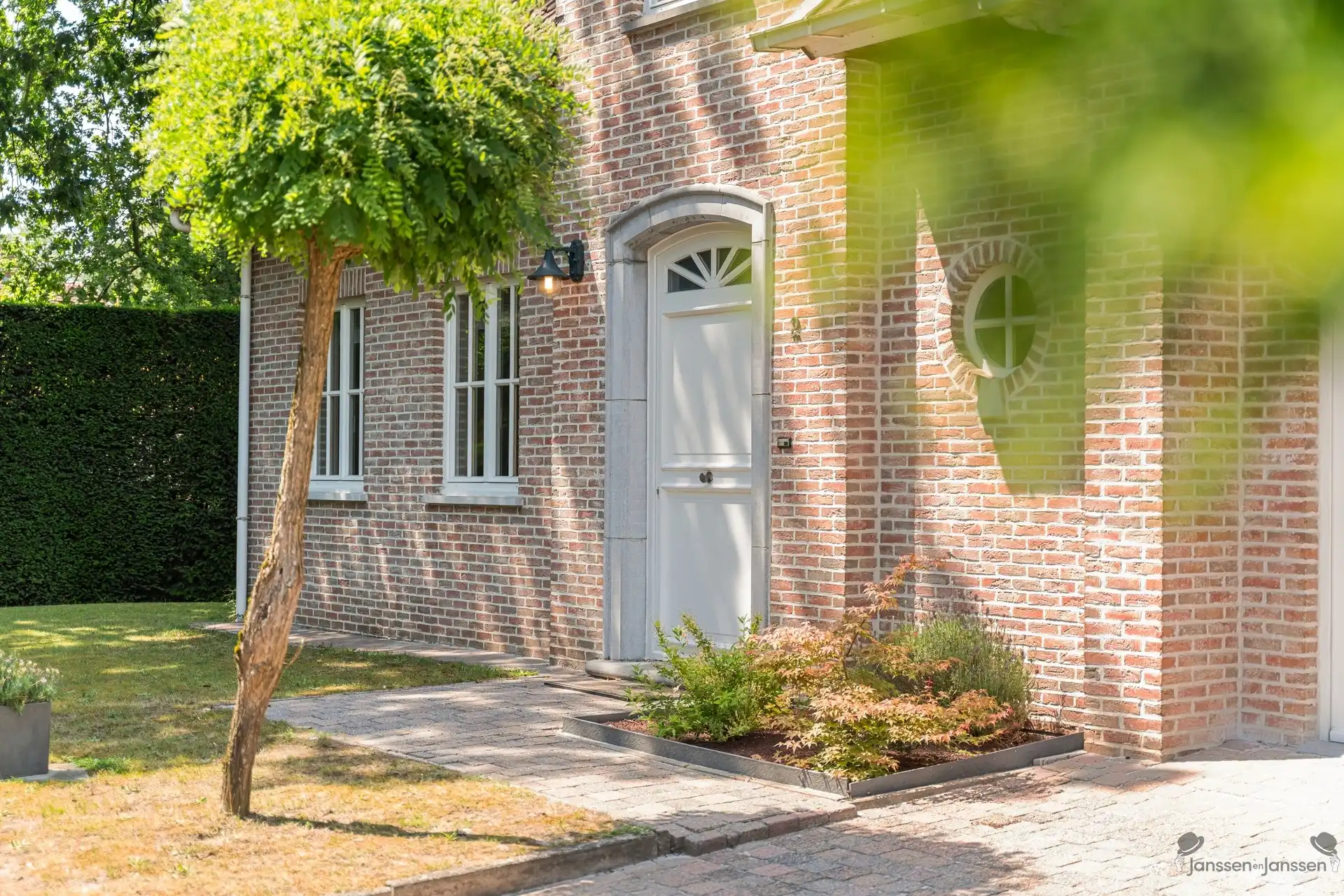 instapklare villa met zwembad foto 2