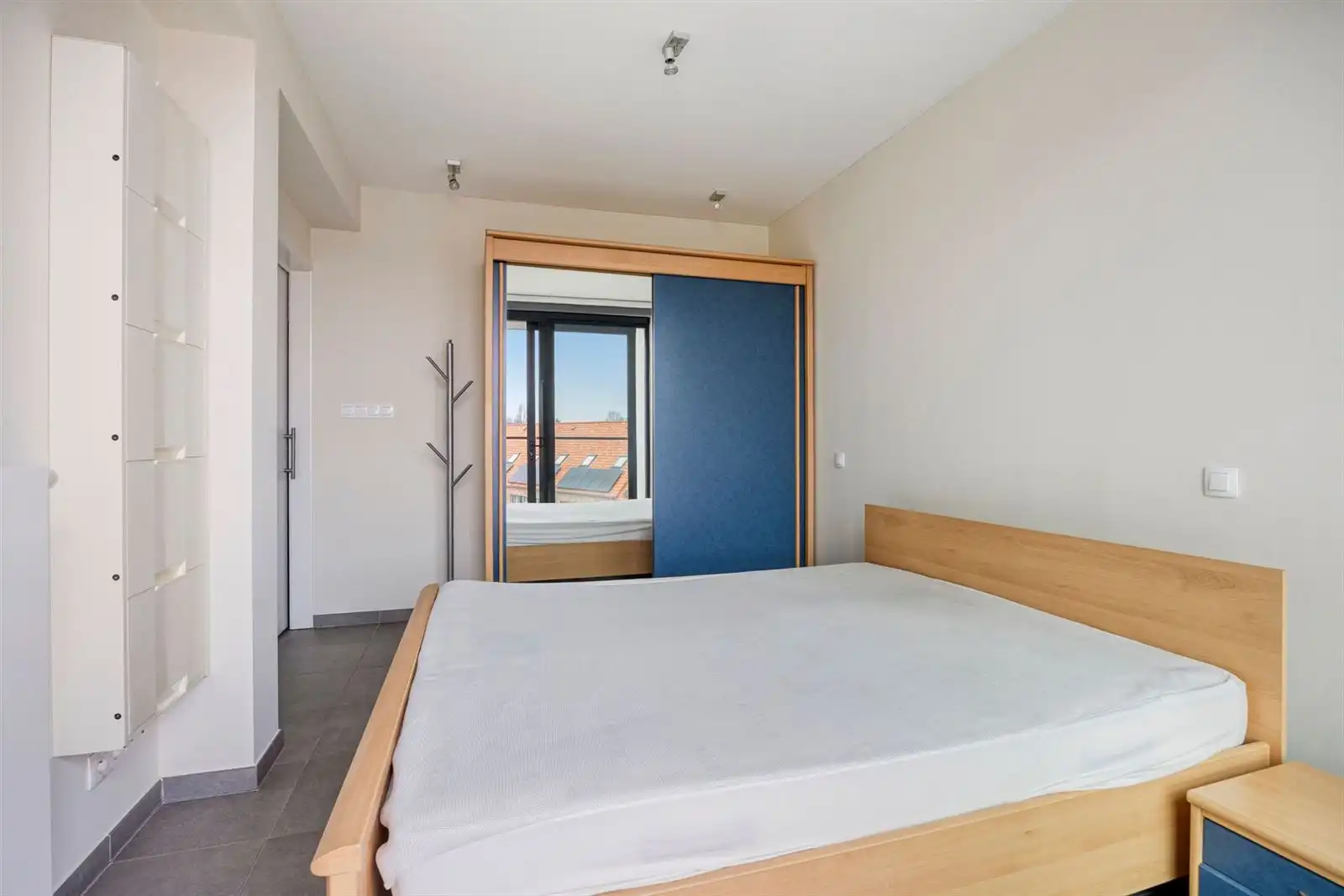 Modern assistentie appartement (1 slaapkamer) te Halle foto 8