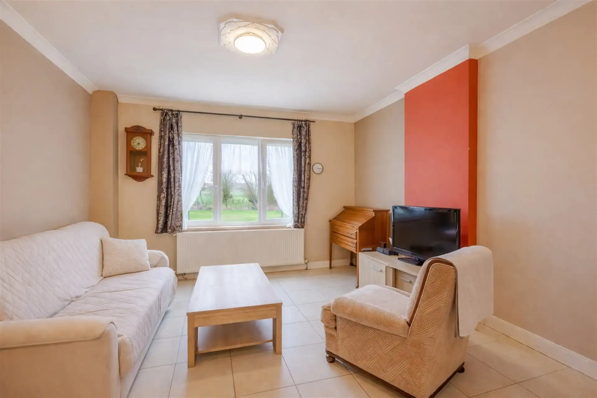 Gezellige woning met 3 slpks op een perceel van 7a 4ca foto 8