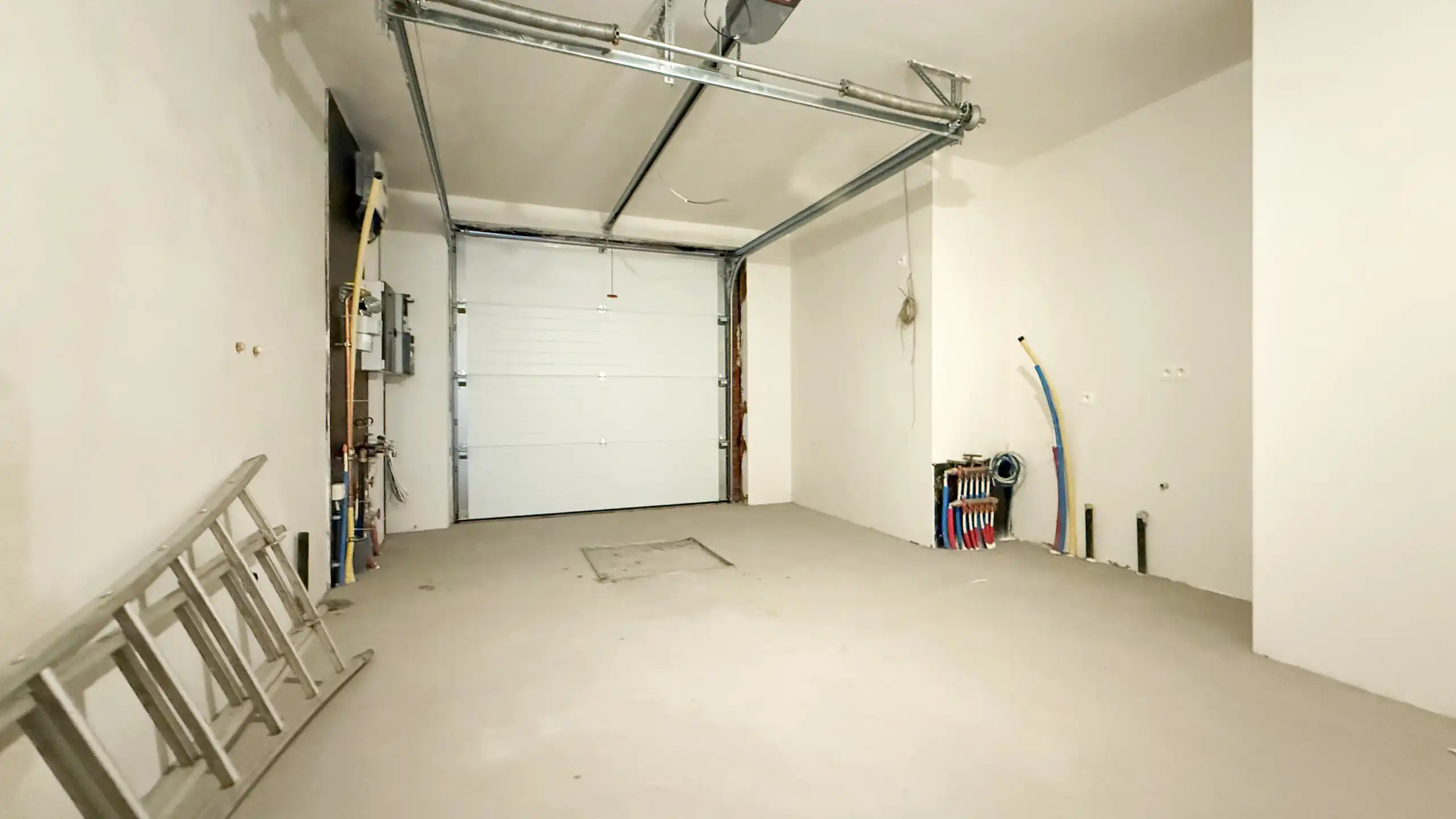 Volledig afgewerkte landelijke woning aan 2% Registratie! foto 9