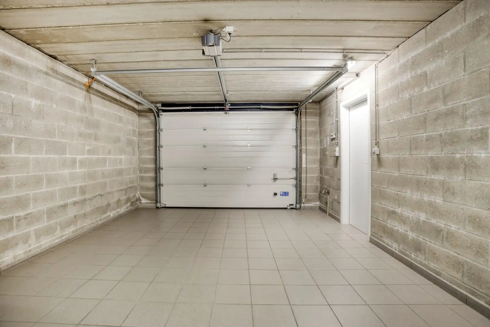Landelijk en stijlvol wonen in alle rust – Ruime villa met fraai aangelegde tuin foto 26