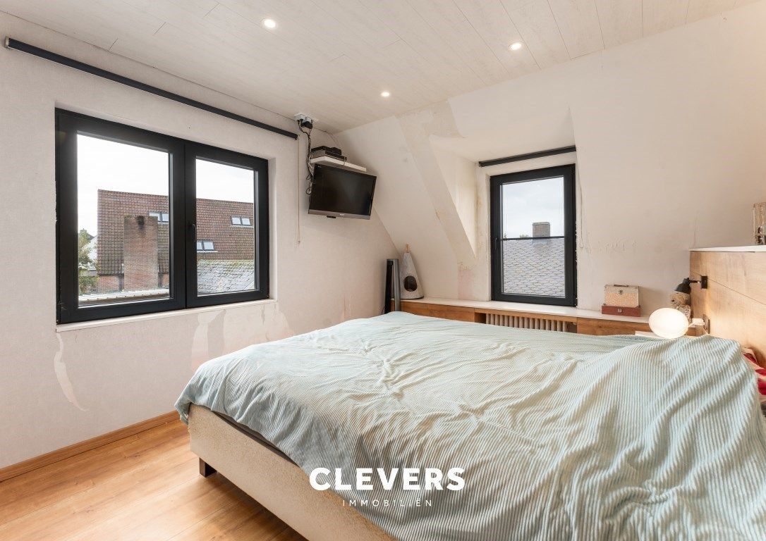 Prachtige villa met ruime tuin en garage, energielabel B foto 19